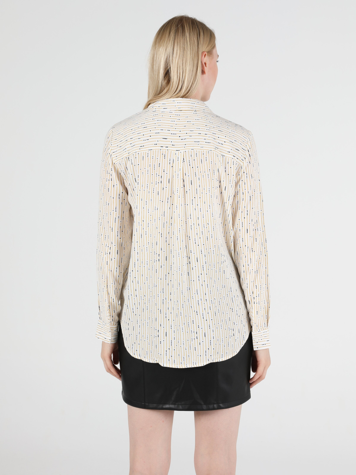 Рубашки Colin’s модель CL1050668_Q1.V1_OFW Фото