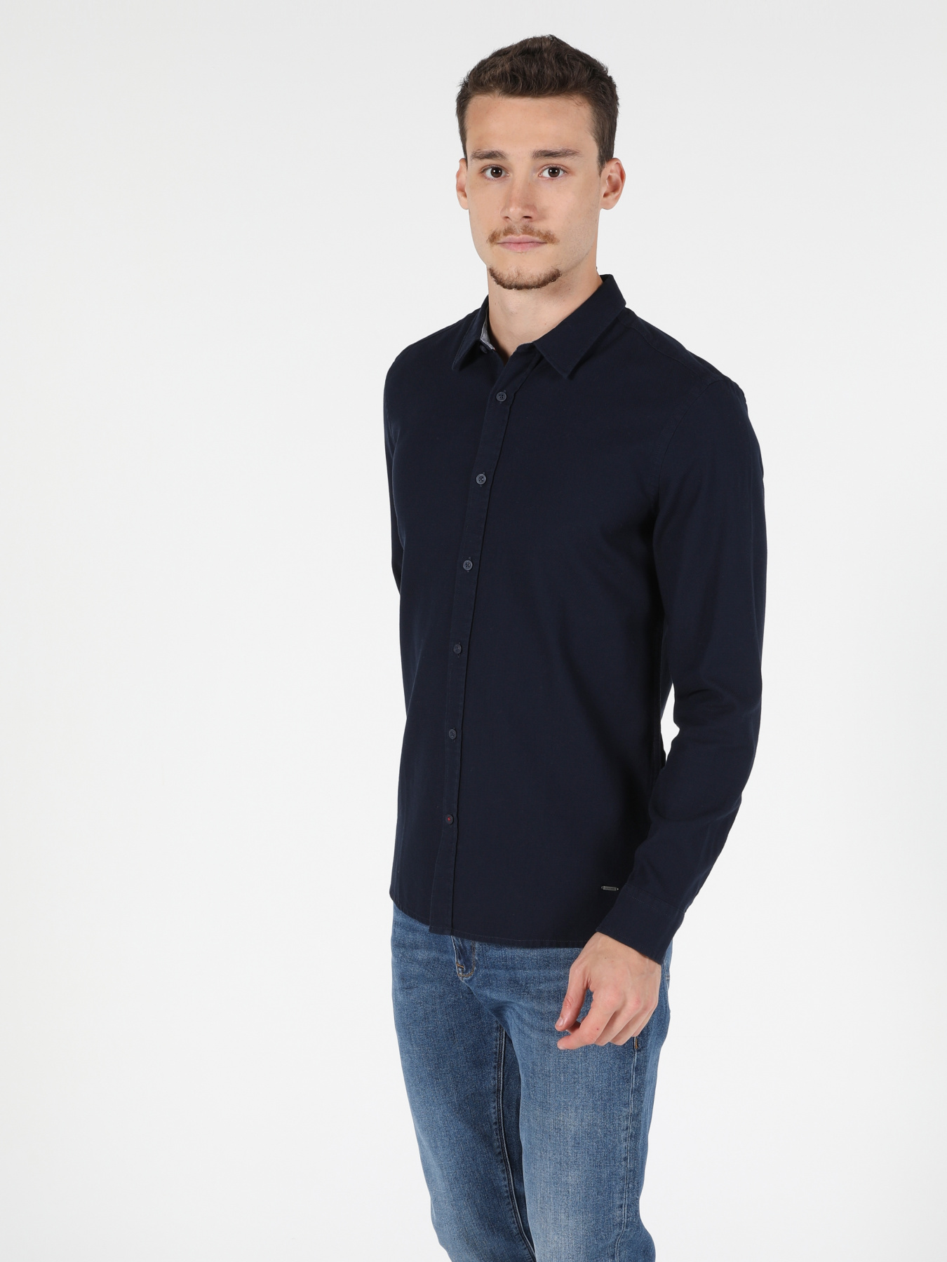 Рубашки Colin’s модель CL1050122_Q1.V1_DNV Рубашки Colin’s модель CL1050122_Q1.V1_DNV Фото