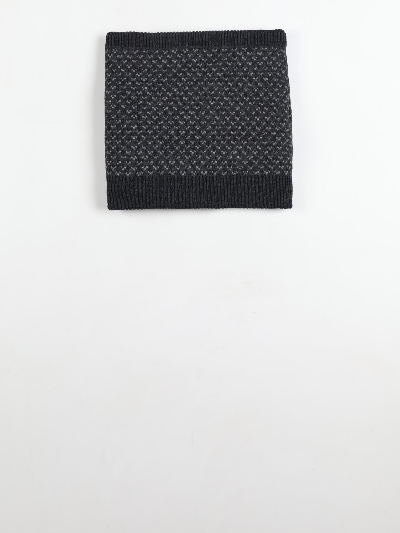 Шарфы и платки Colin’s модель CL1052149_Q1.V1_NAV Фото