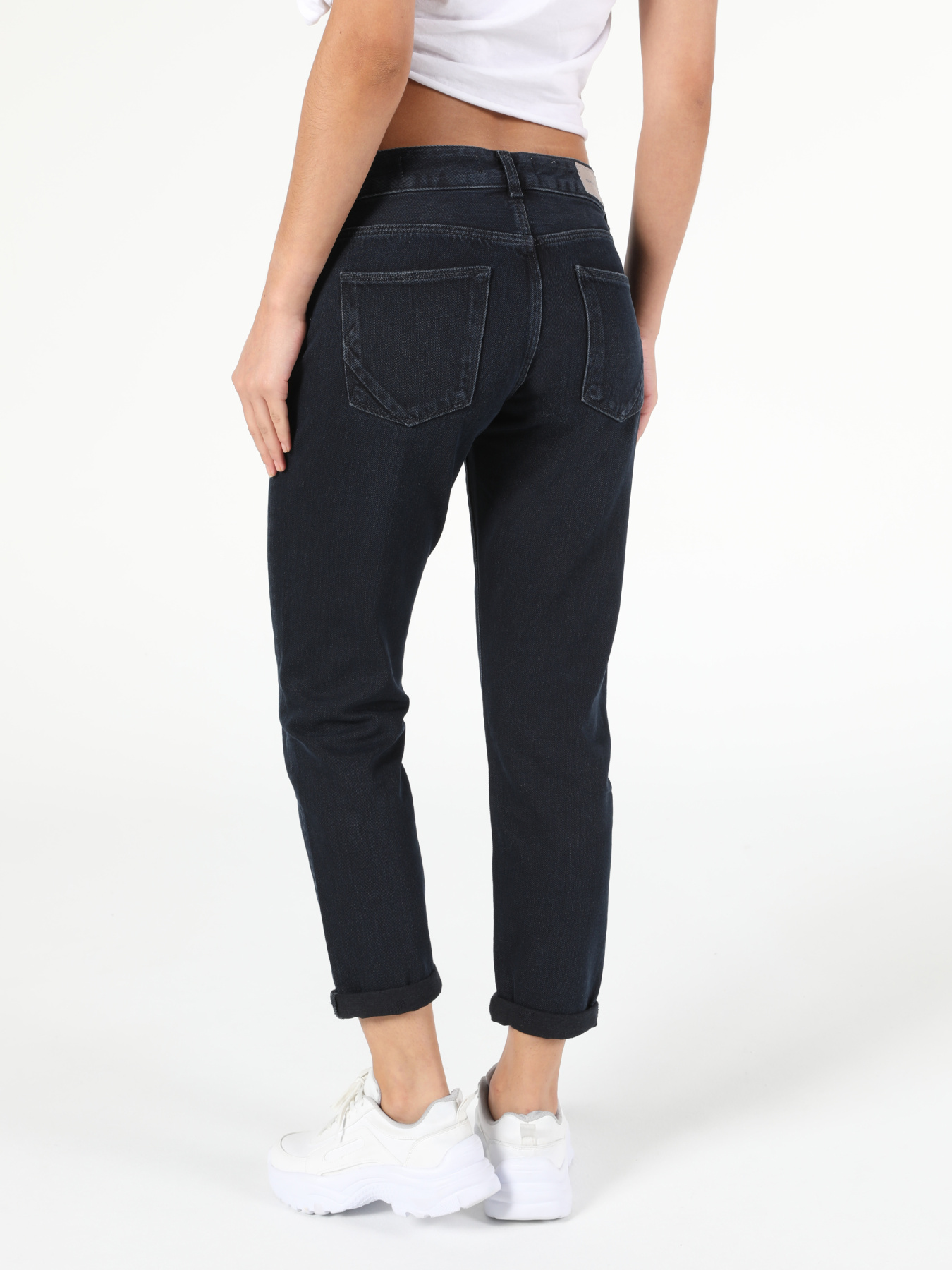 Бойфренди Colin’s модель CL1052863_Q1.V1_DN41121 Фото