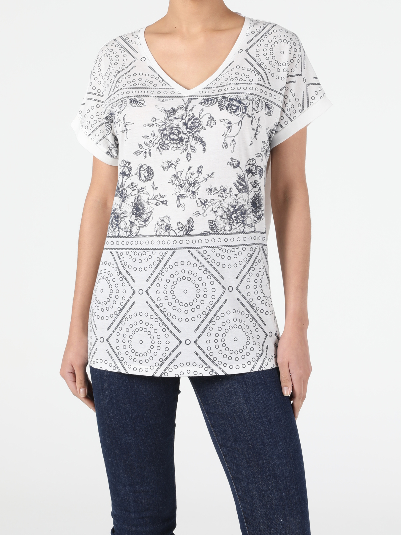 Футболки и поло Colin’s модель CL1053533_Q1.V1_WHT Фото