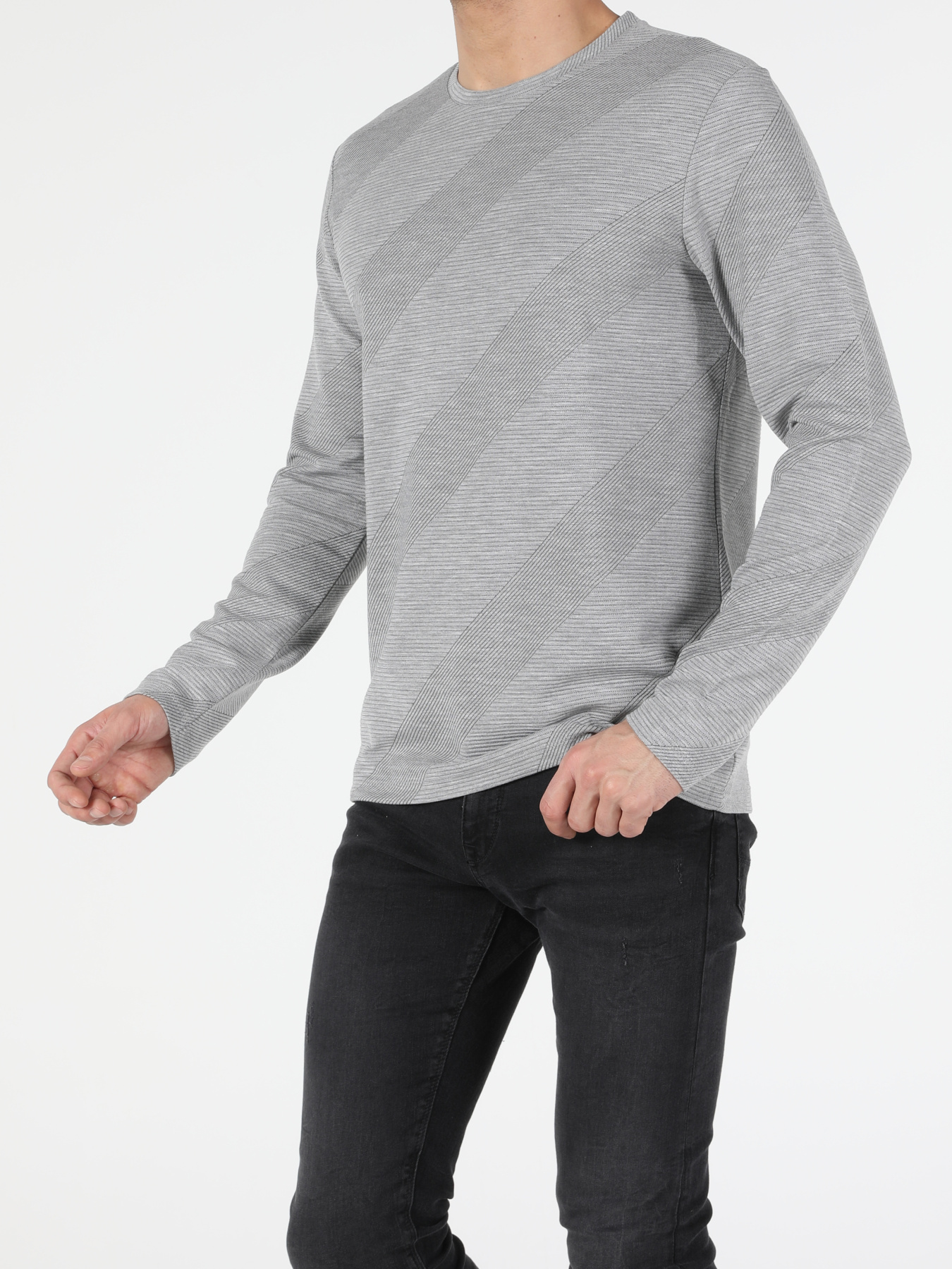 Кофты и свитера Colin’s модель CL1053232_Q1.V1_MGA Фото