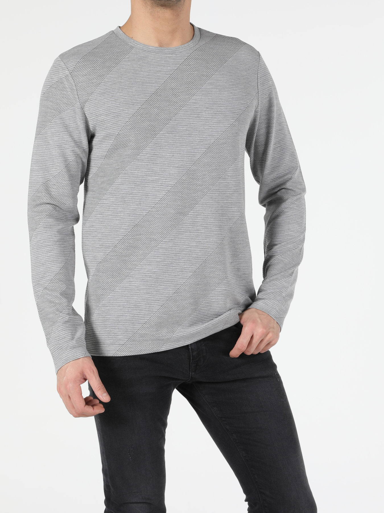 Кофты и свитера Colin’s модель CL1053232_Q1.V1_MGA Фото