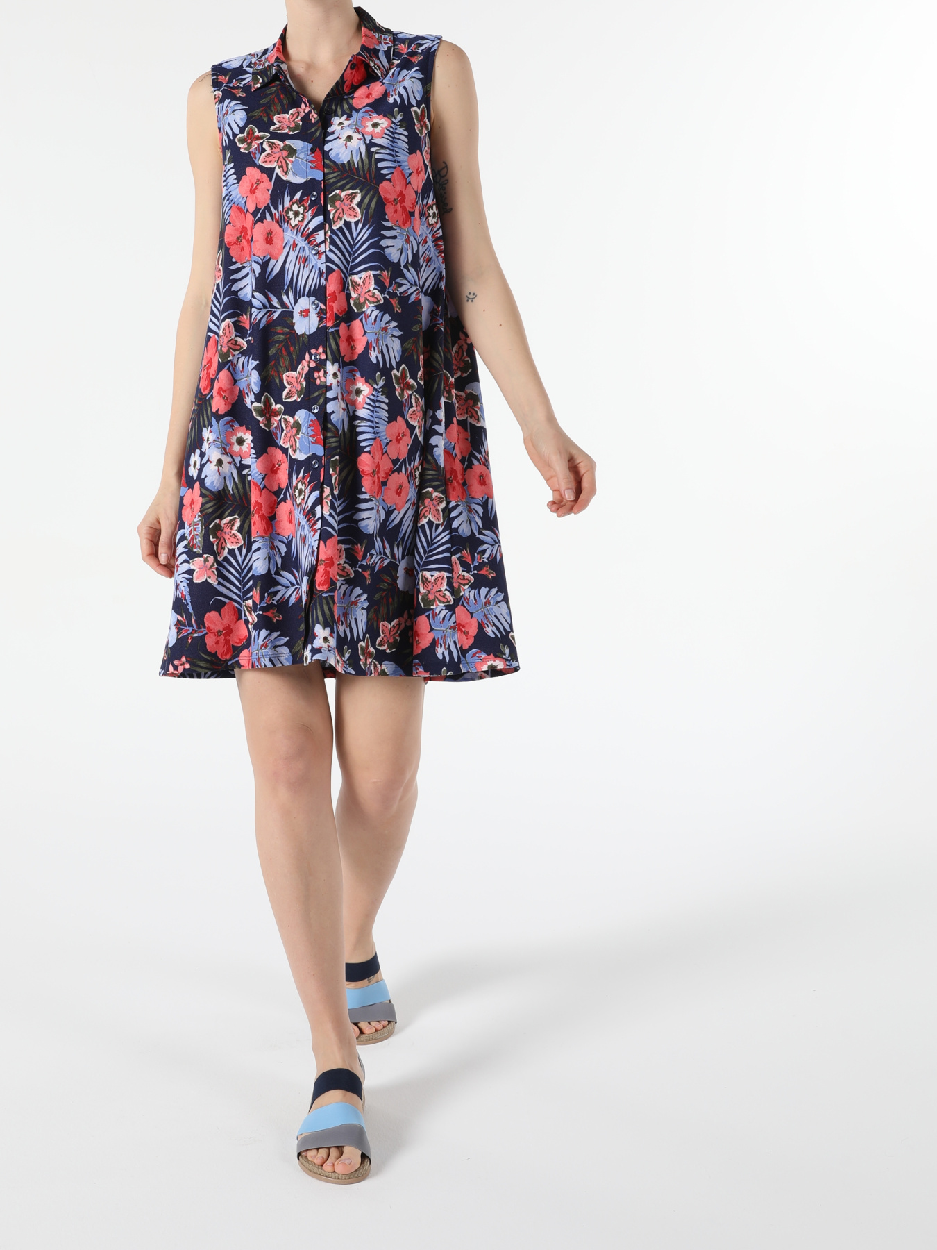 Платья Colin’s модель CL1053523_Q1.V1_NAV Фото