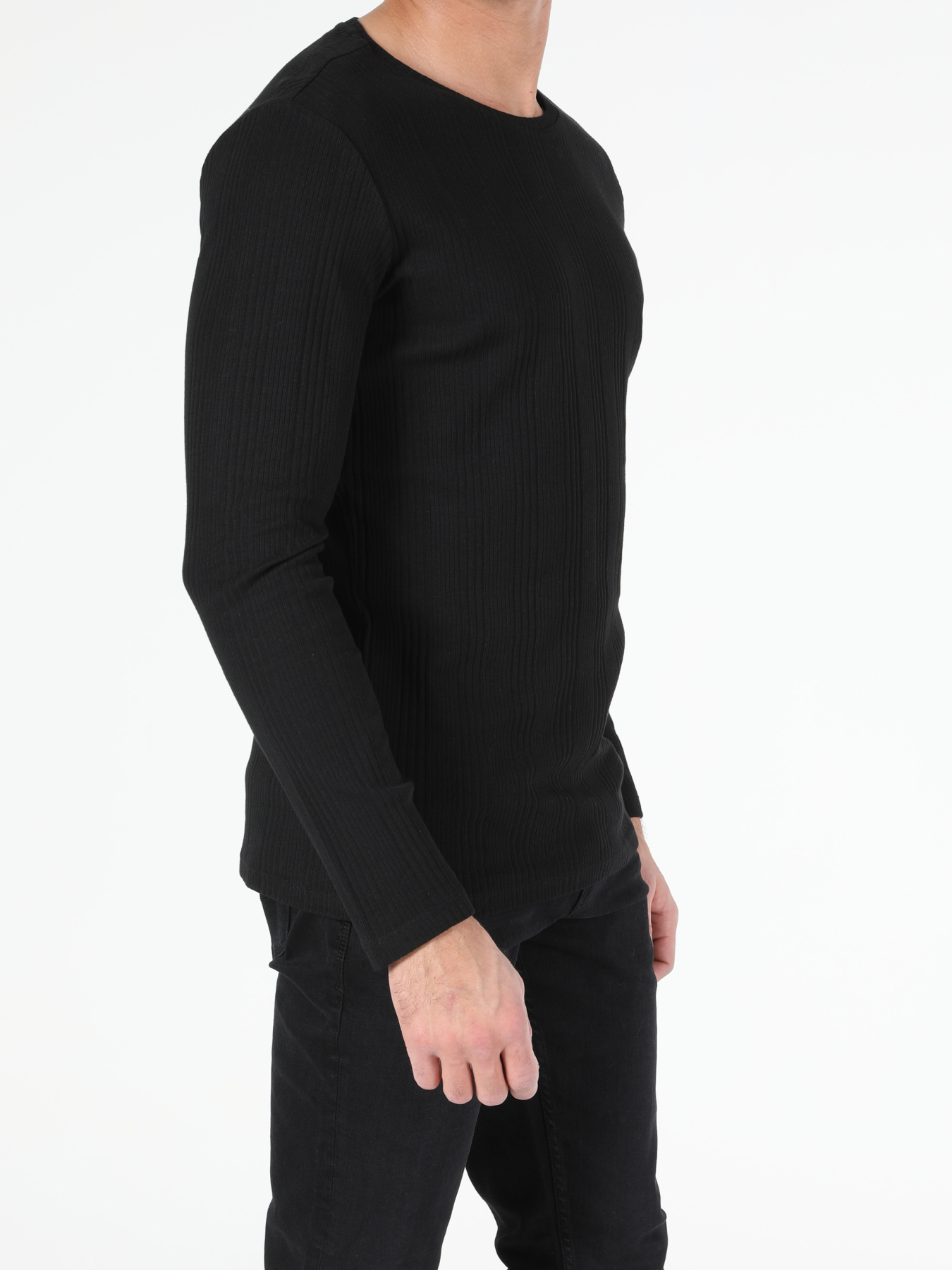 Кофты и свитера Colin’s модель CL1050230_Q1.V1_BLK Фото