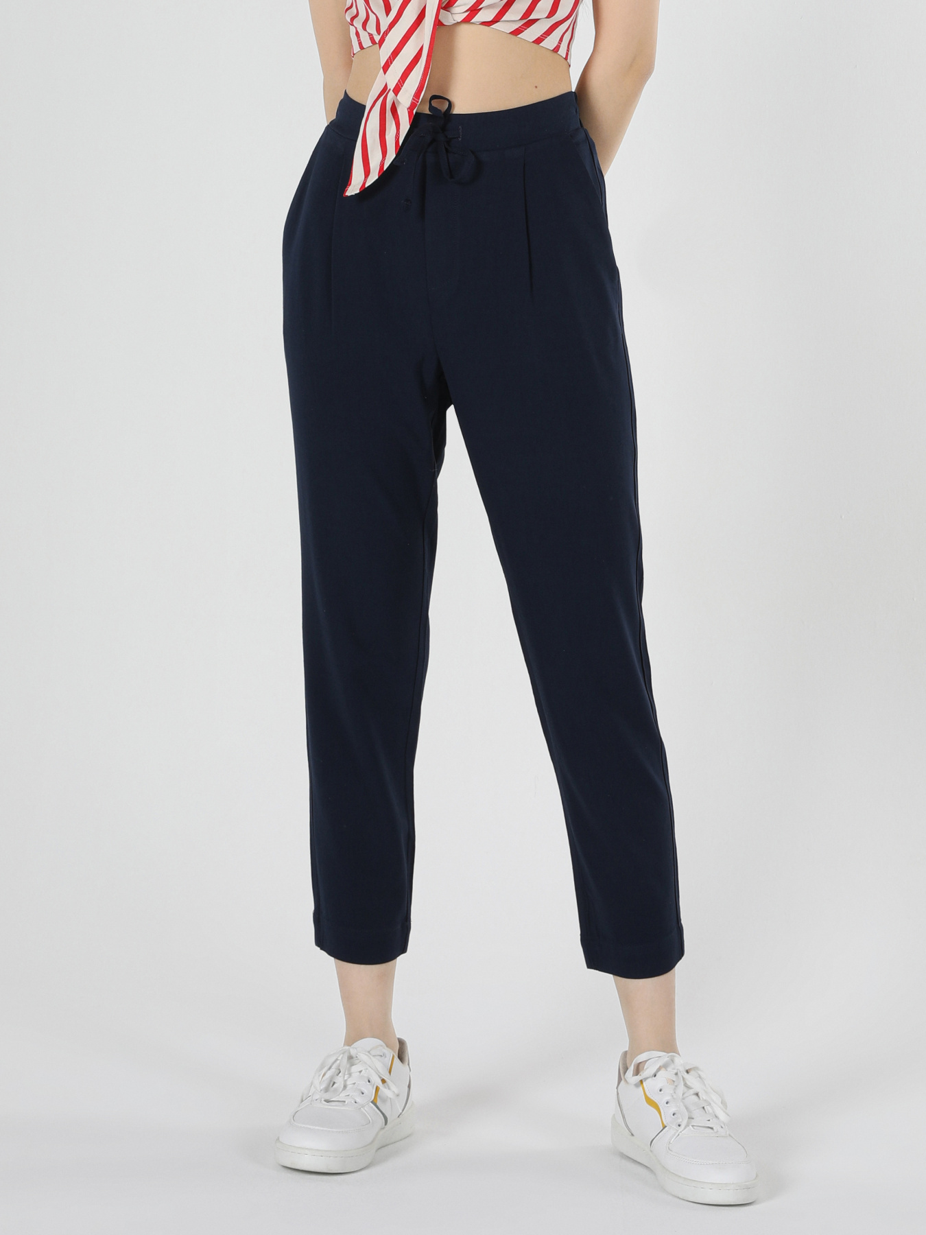 Брюки Colin’s модель CL1053353_Q1.V1_NAV Фото