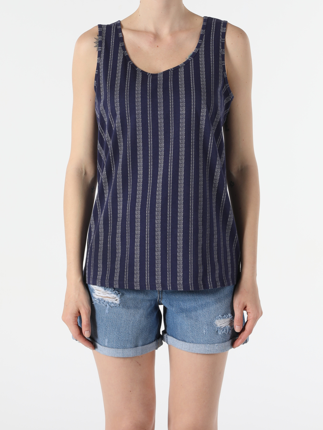 Футболки и поло Colin’s модель CL1054016_Q1.V1_NAV Фото