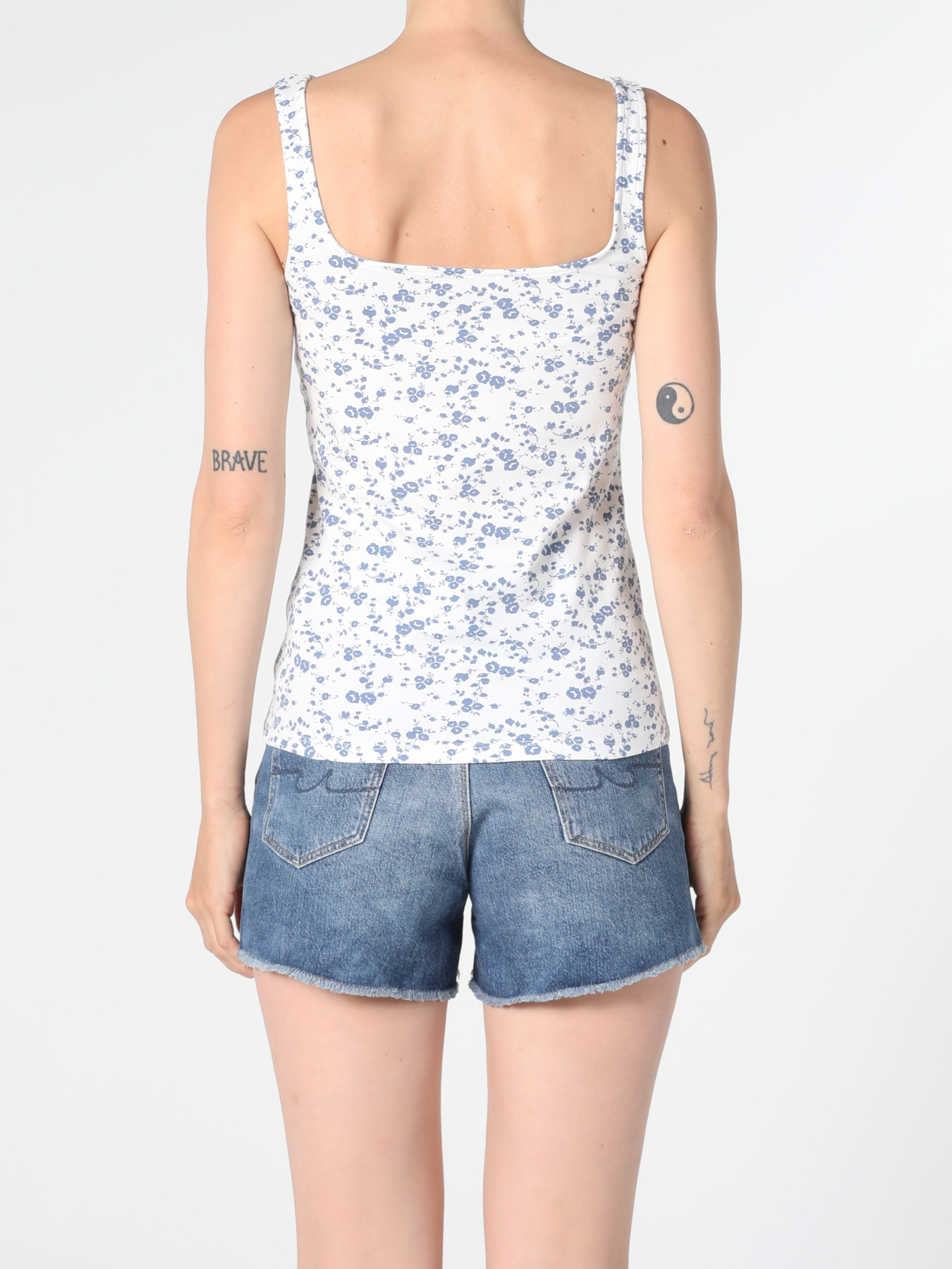 Футболки и поло Colin’s модель CL1054027_Q1.V1_WHT Фото