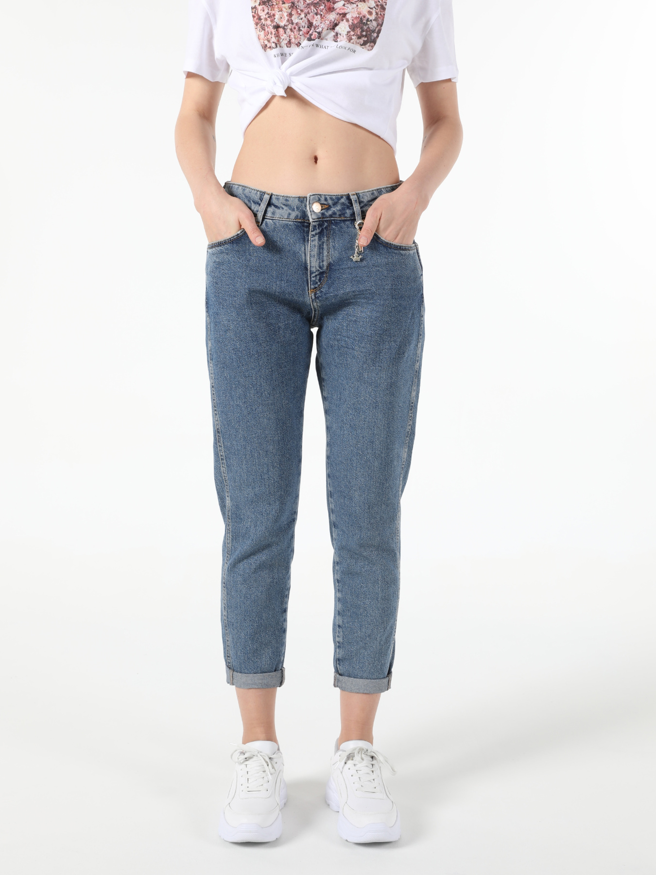 Бойфренды Colin’s модель CL1054719_Q1.V1_DN04008 Фото