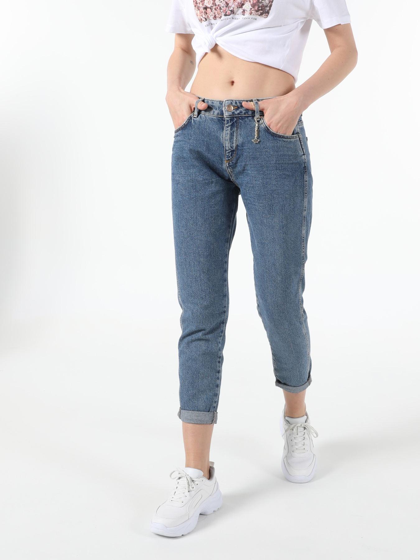 Бойфренды Colin’s модель CL1054719_Q1.V1_DN04008 Фото