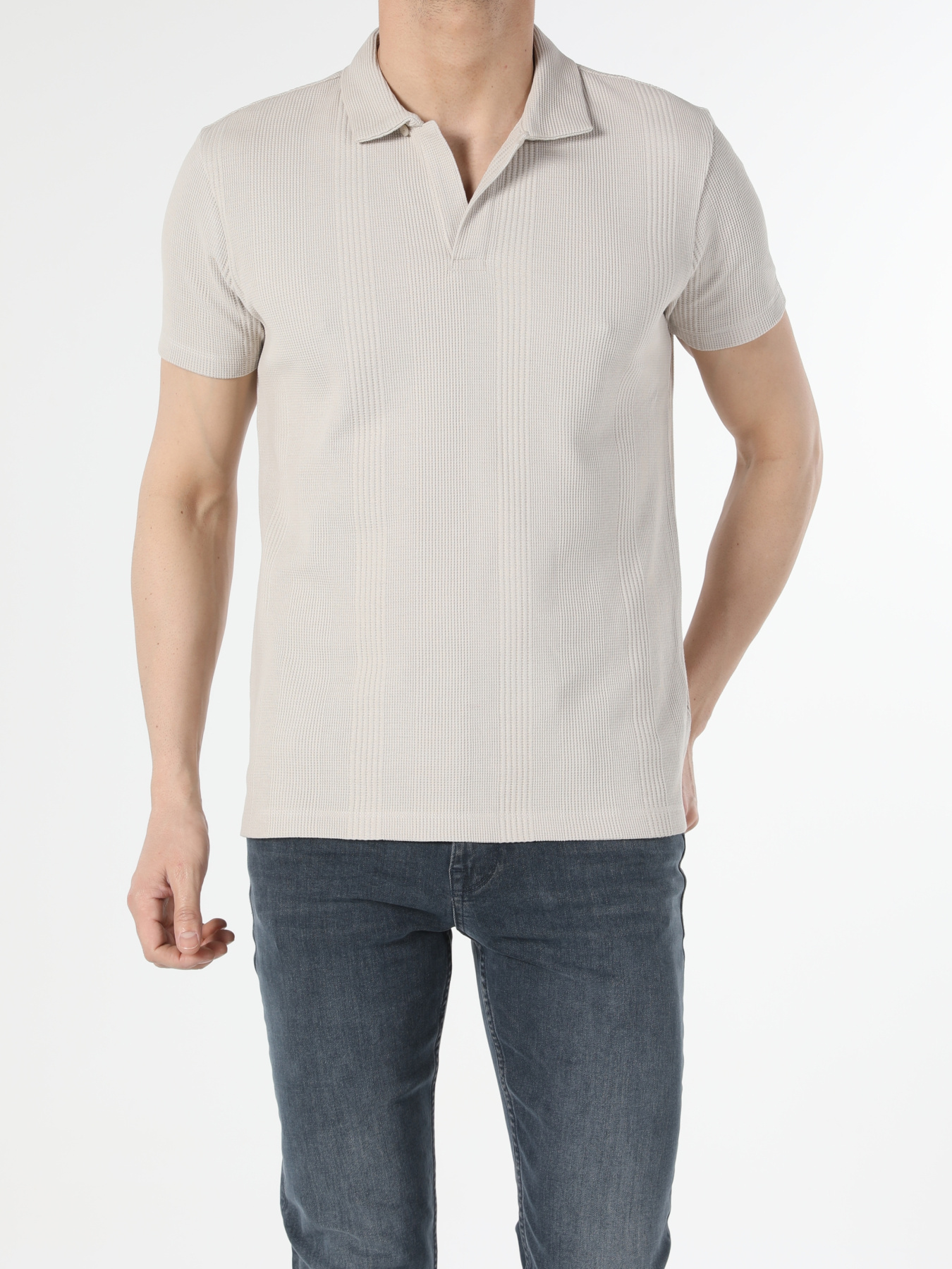 Футболки и поло Colin’s модель CL1054364_Q1.V1_BEI Фото