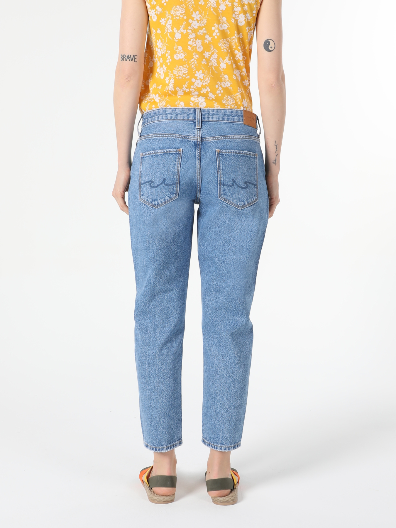 Бойфренды Colin’s модель CL1055539_Q1.V1_DN41520 Фото