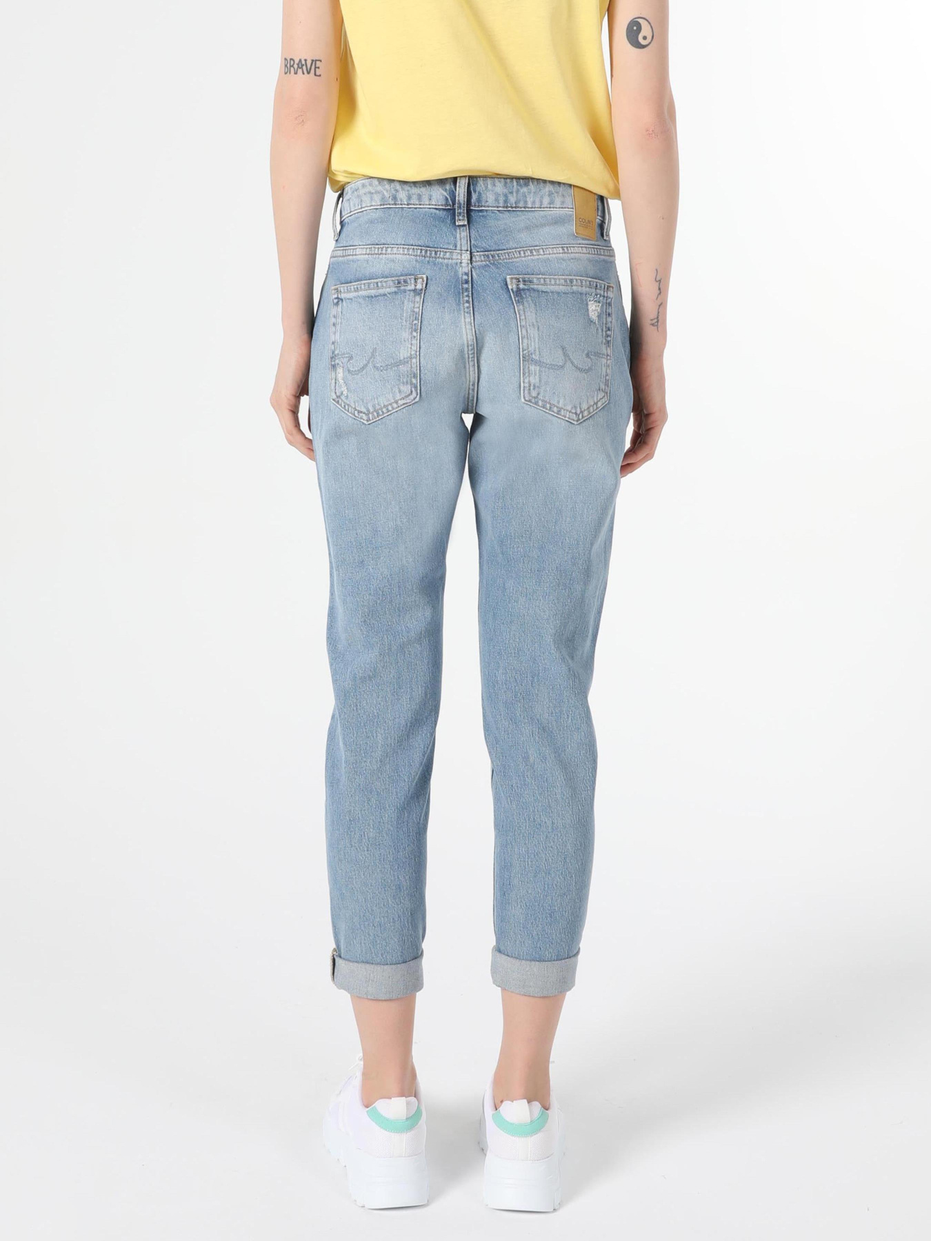 Бойфренды Colin’s модель CL1055540_Q1.V1_DN02063 Фото