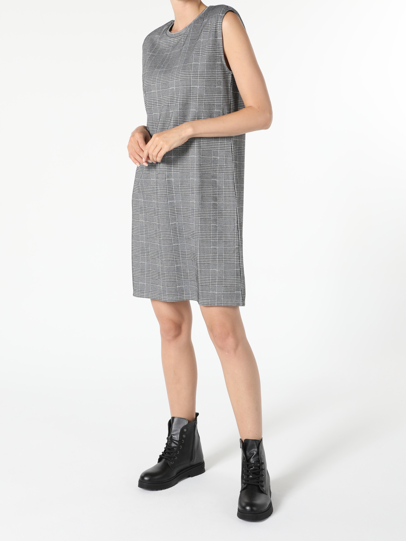 Сукні Colin’s модель CL1055570_Q1.V1_GRA Фото