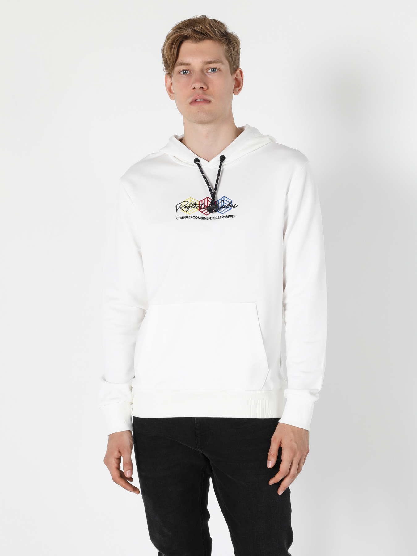 Худи и свитшоты Colin’s модель CL1055070_Q1.V1_WHT Фото