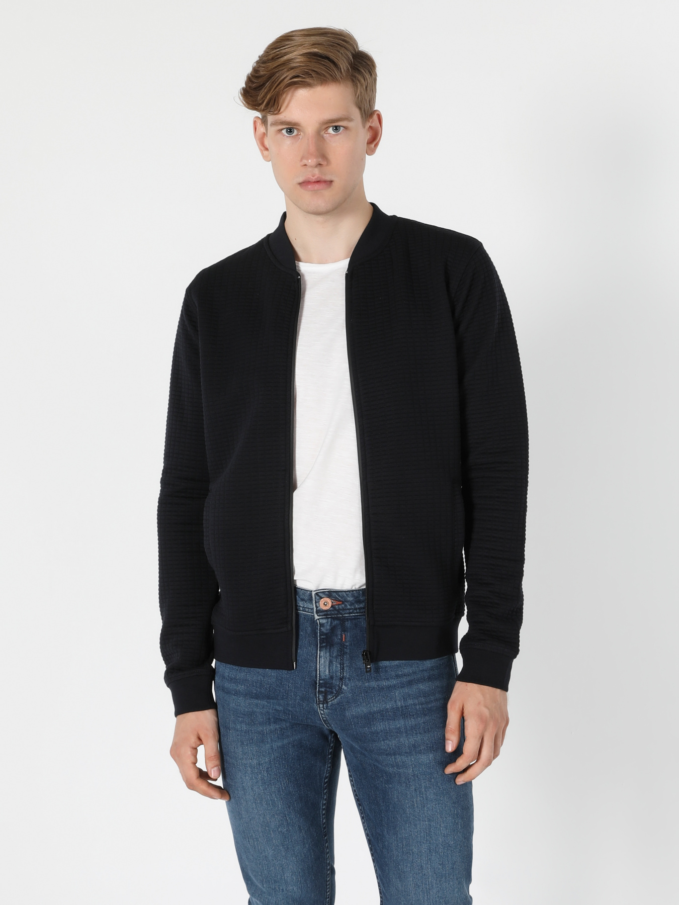 Худи и свитшоты Colin’s модель CL1054863_Q1.V1_NAV Фото