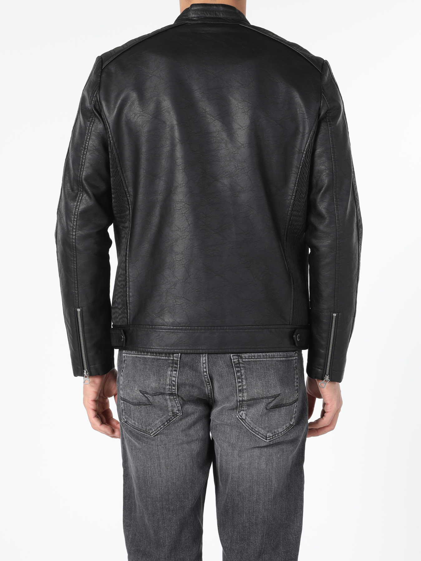 Куртки Colin’s модель CL1052389_Q1.V1_BLK Фото