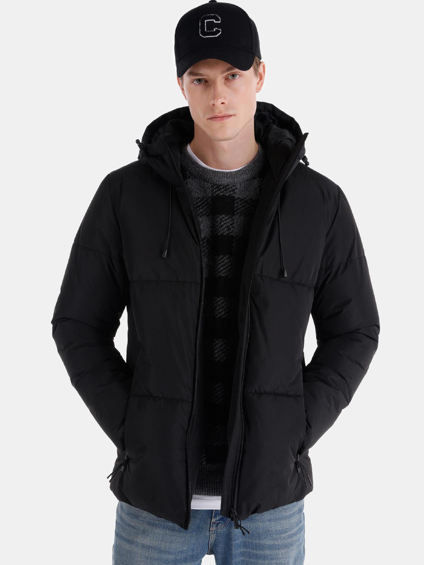 Куртки и дубленки Colin’s модель CL1055676_Q1.V1_BLK Фото