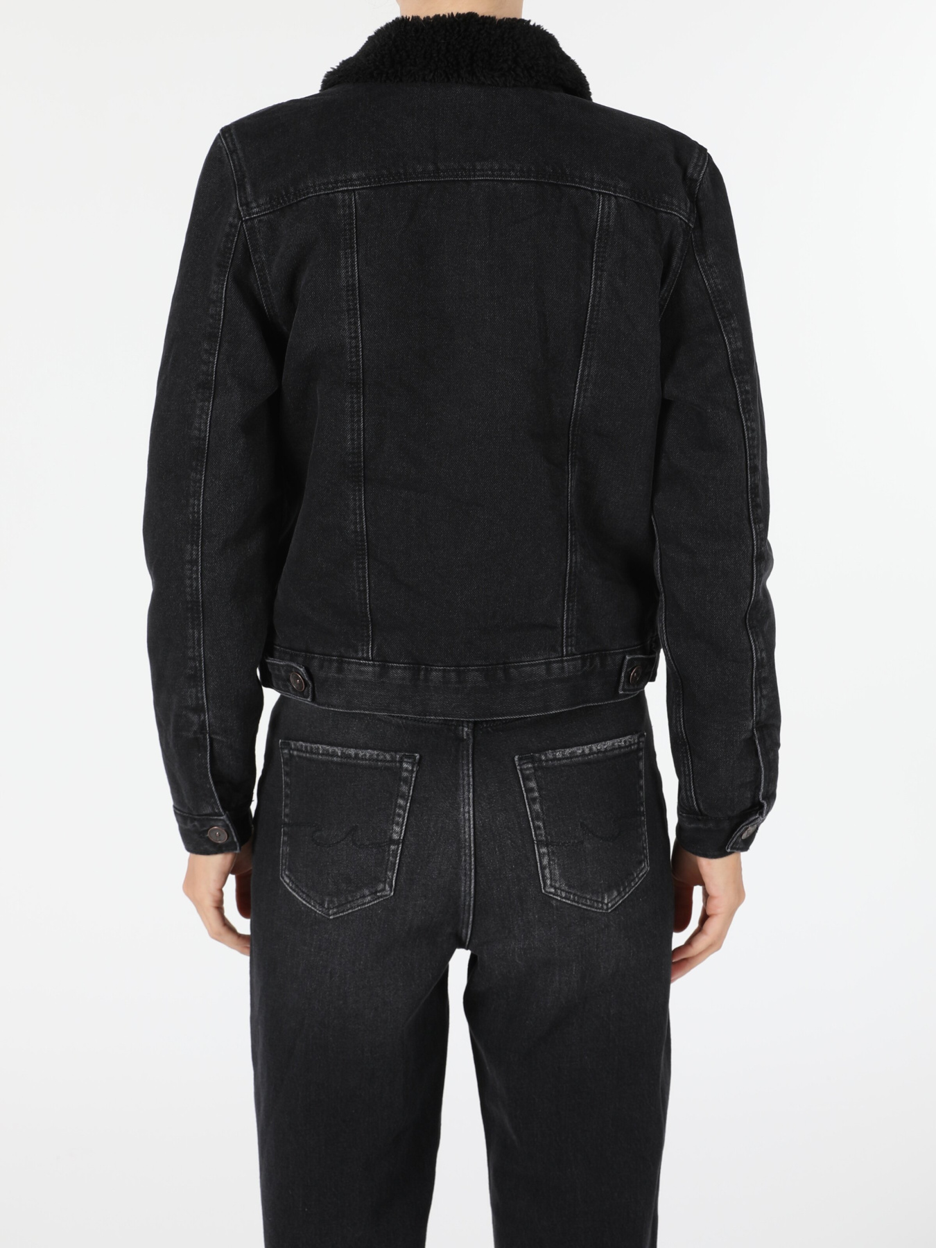 Куртки Colin’s модель CL1055582_Q1.V1_DN41529 Фото