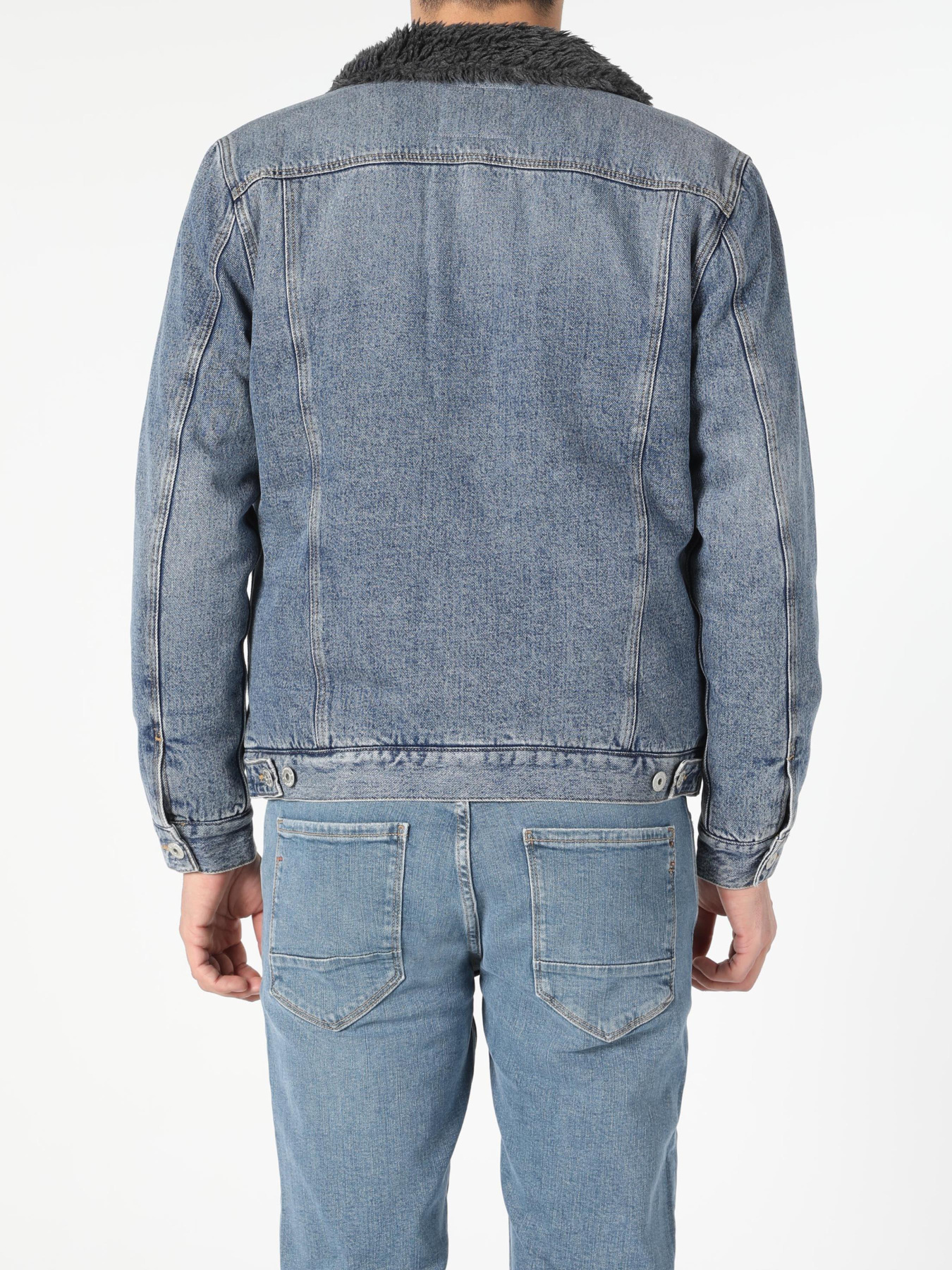 Куртки Colin’s модель CL1055638_Q1.V1_DN40660 Фото