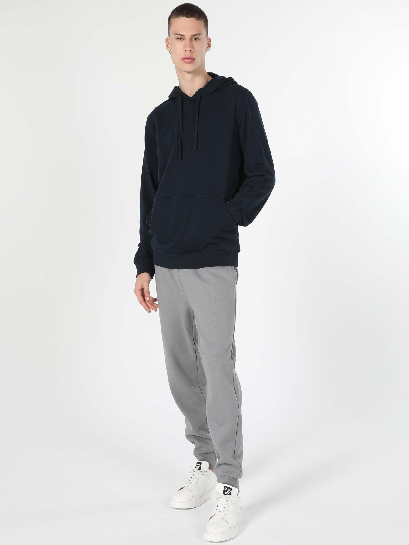 Худи и свитшоты Colin’s модель CL1055785_Q1.V1_NAV Фото