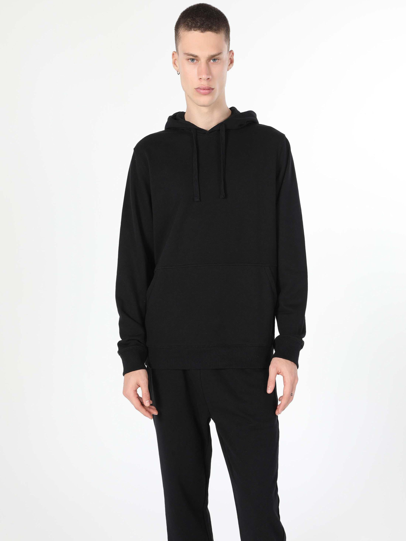 Кофты и свитера Colin’s модель CL1055785_Q1.V1_BLK Фото