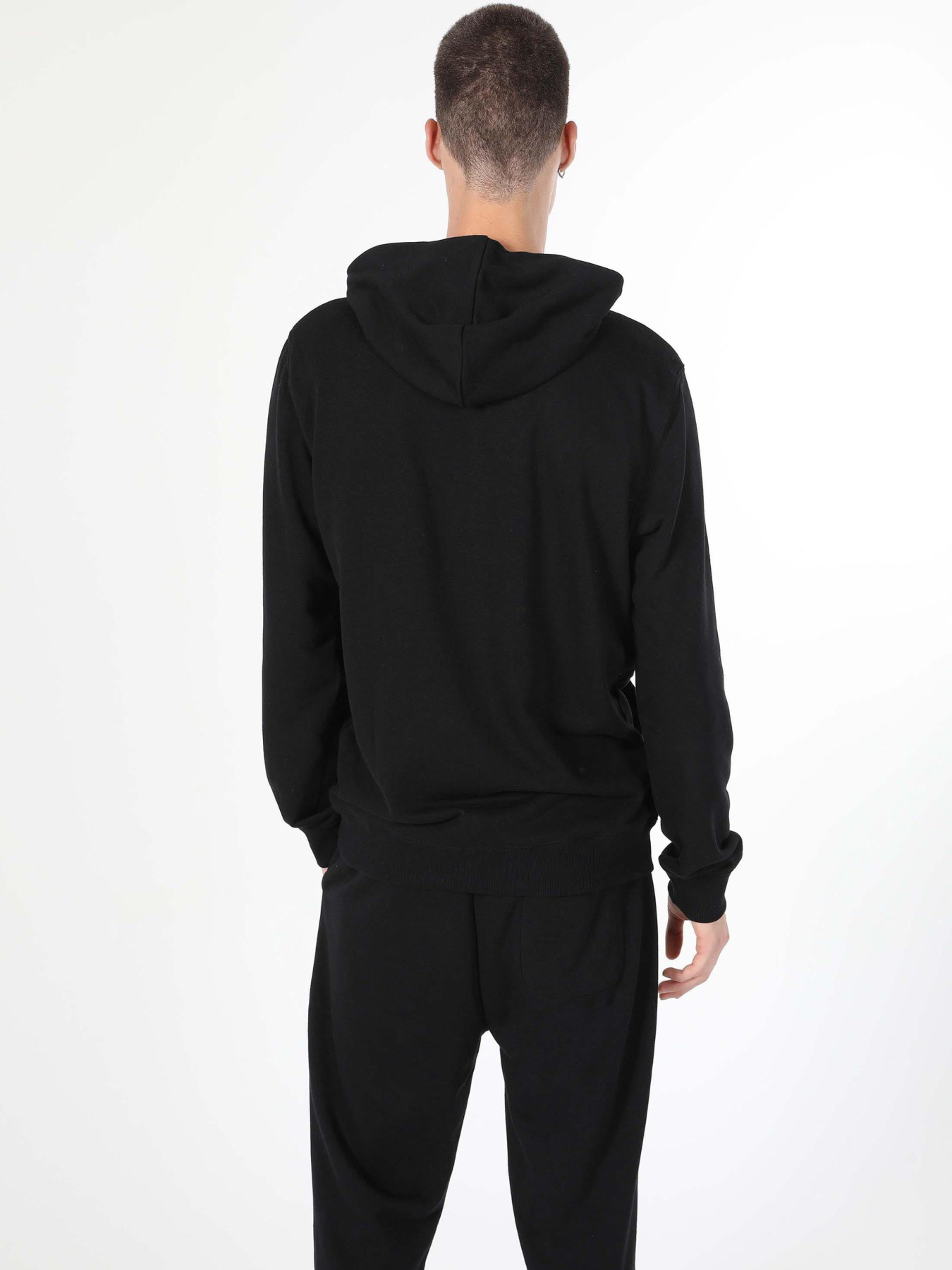 Худі та світшоти Colin’s модель CL1055785_Q1.V1_BLK Фото