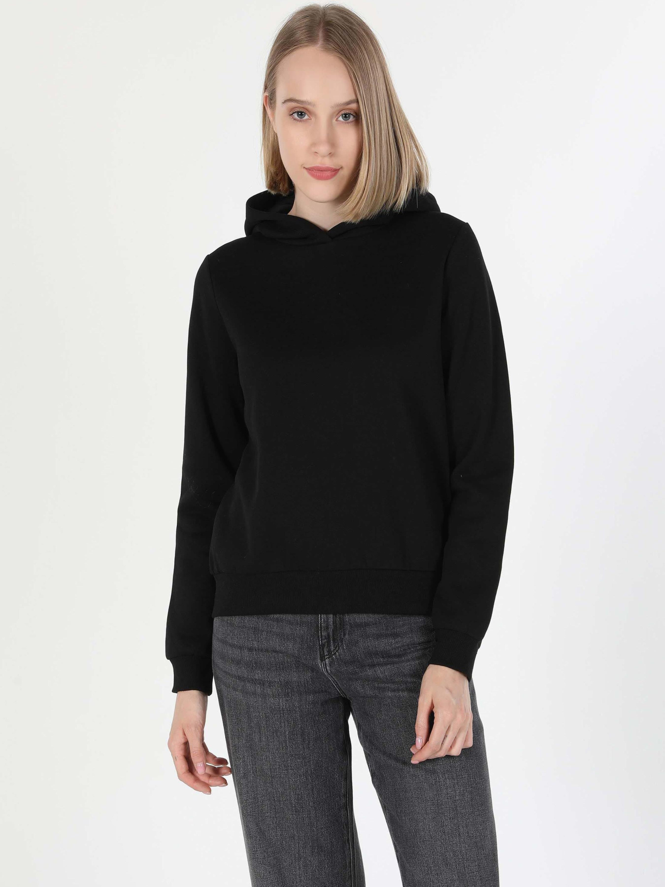 Кофты и свитера Colin’s модель CL1055506_Q1.V1_BLK Фото