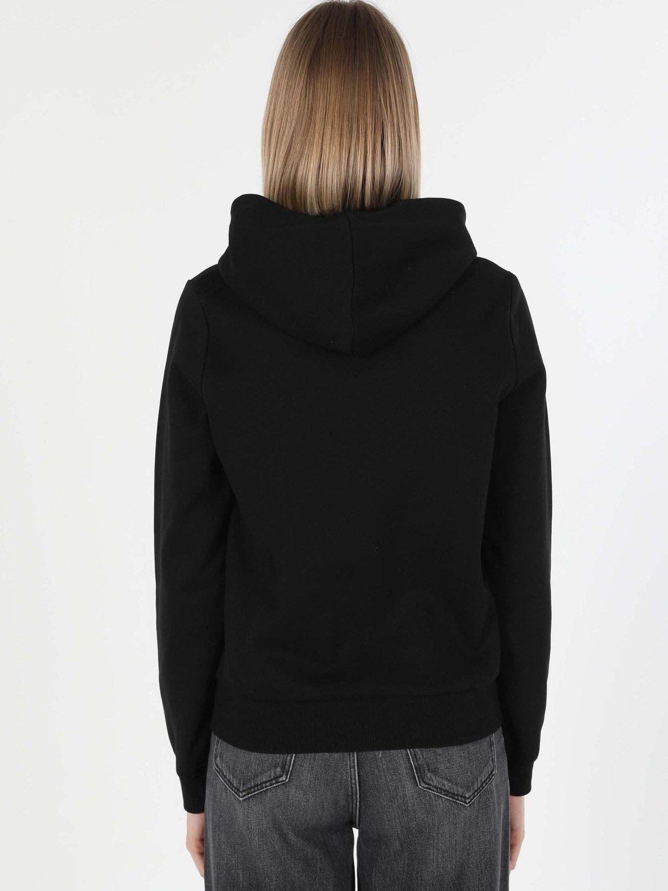 Худи и свитшоты Colin’s модель CL1055506_Q1.V1_BLK Фото