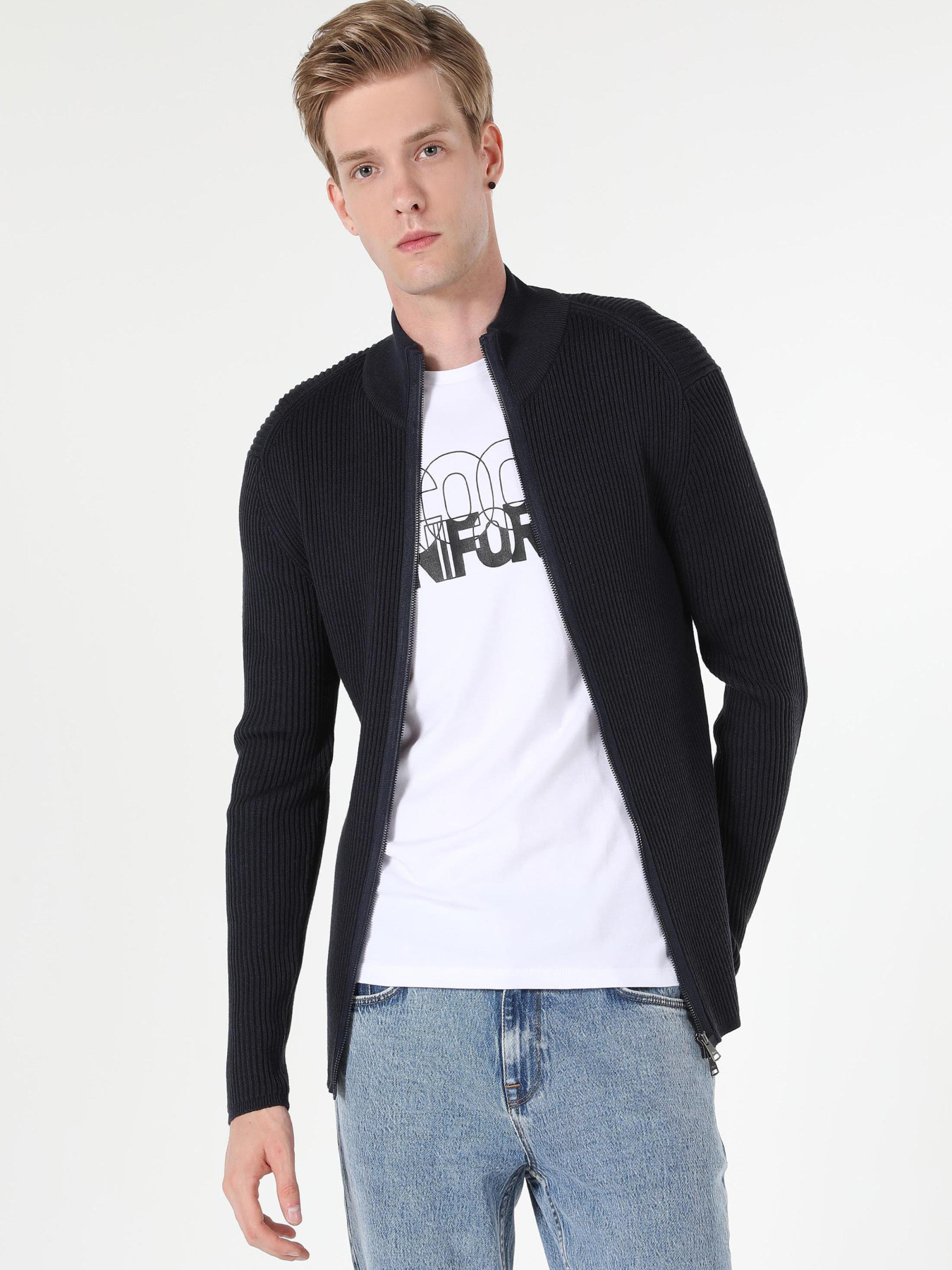 Худи и свитшоты Colin’s модель CL1055784_Q1.V1_MNV Фото