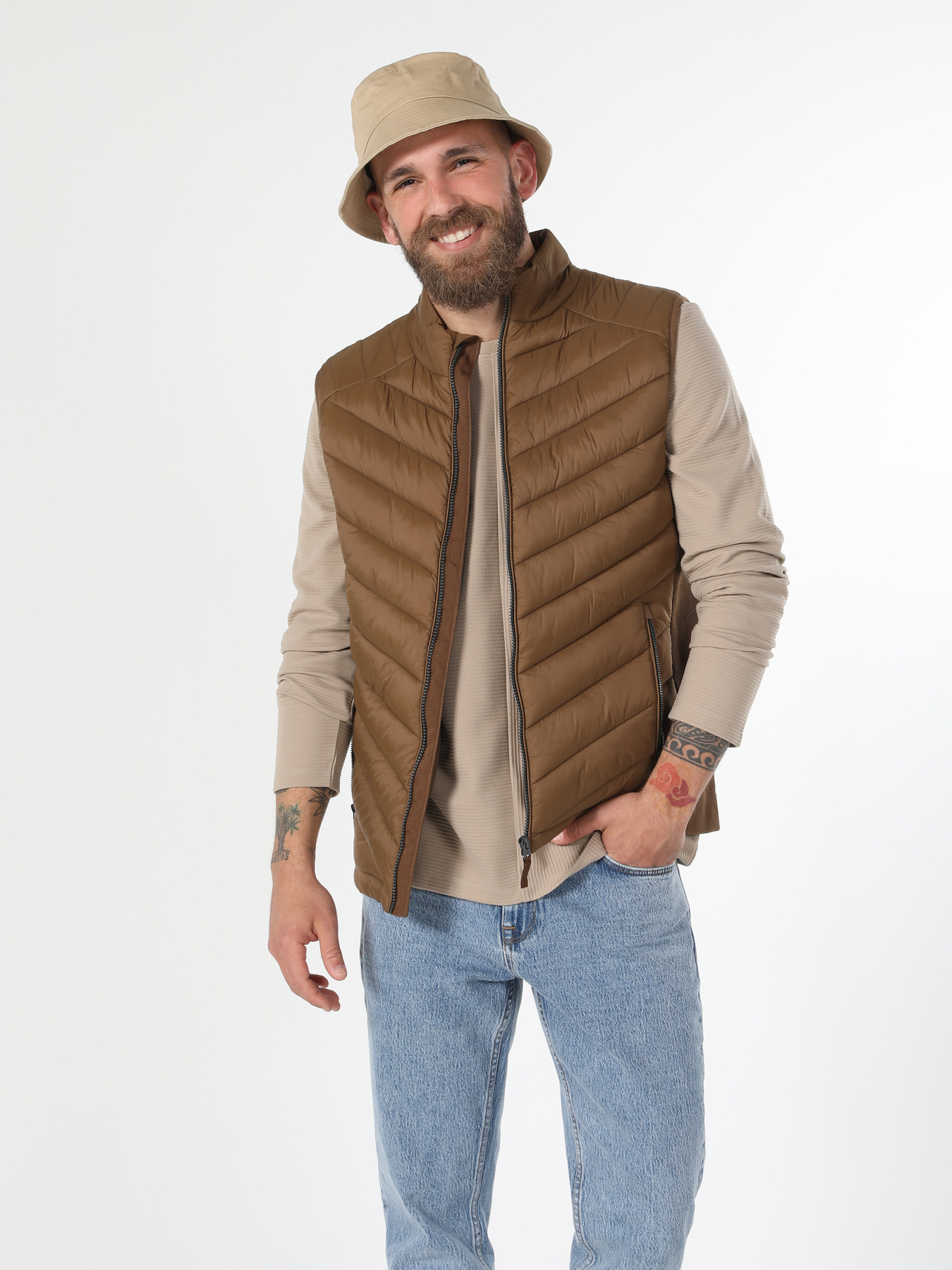 Куртки и дубленки Colin’s модель CL1045390_Q1.V1_BEI Фото