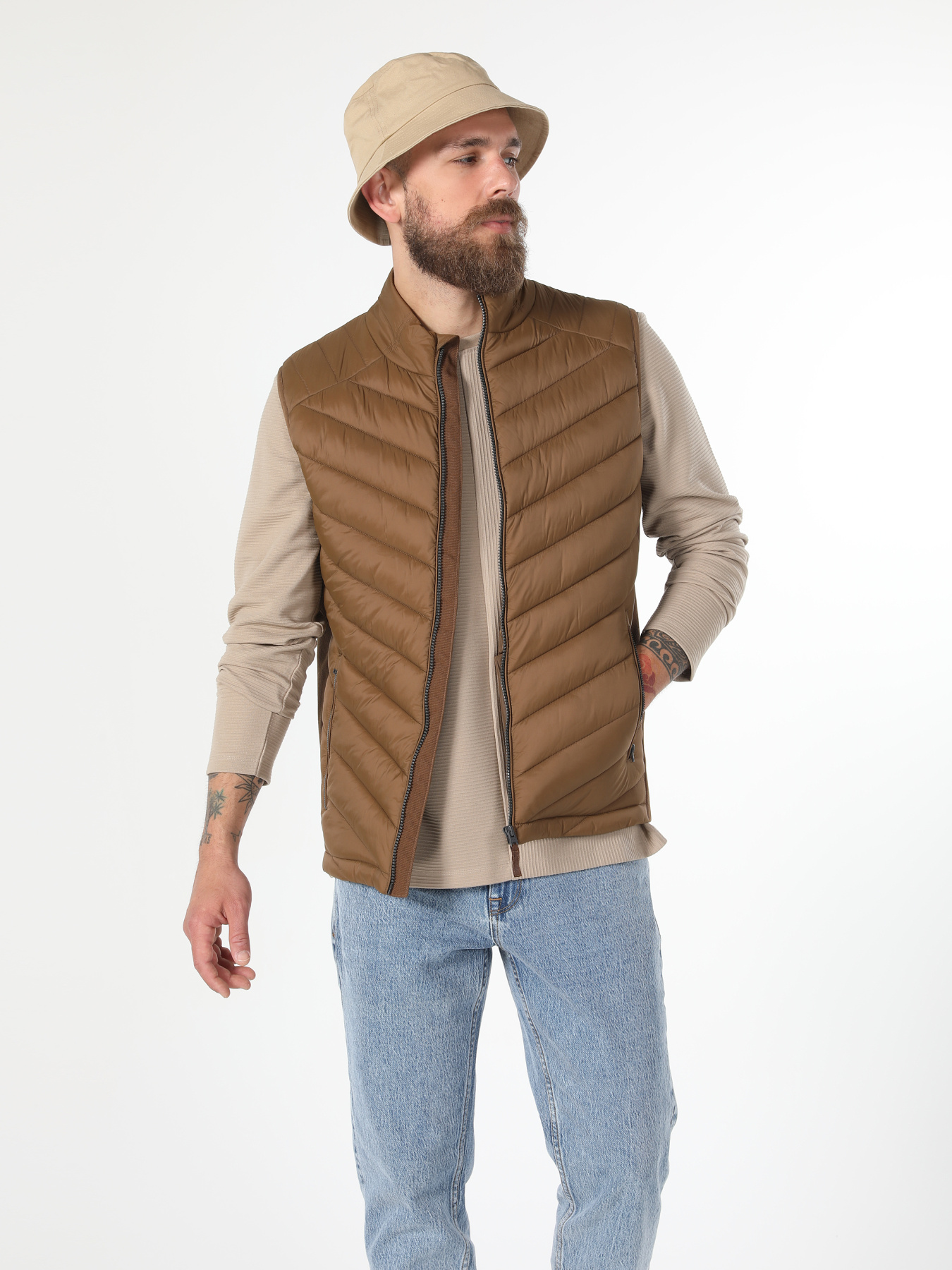 Куртки и дубленки Colin’s модель CL1045390_Q1.V1_BEI Фото