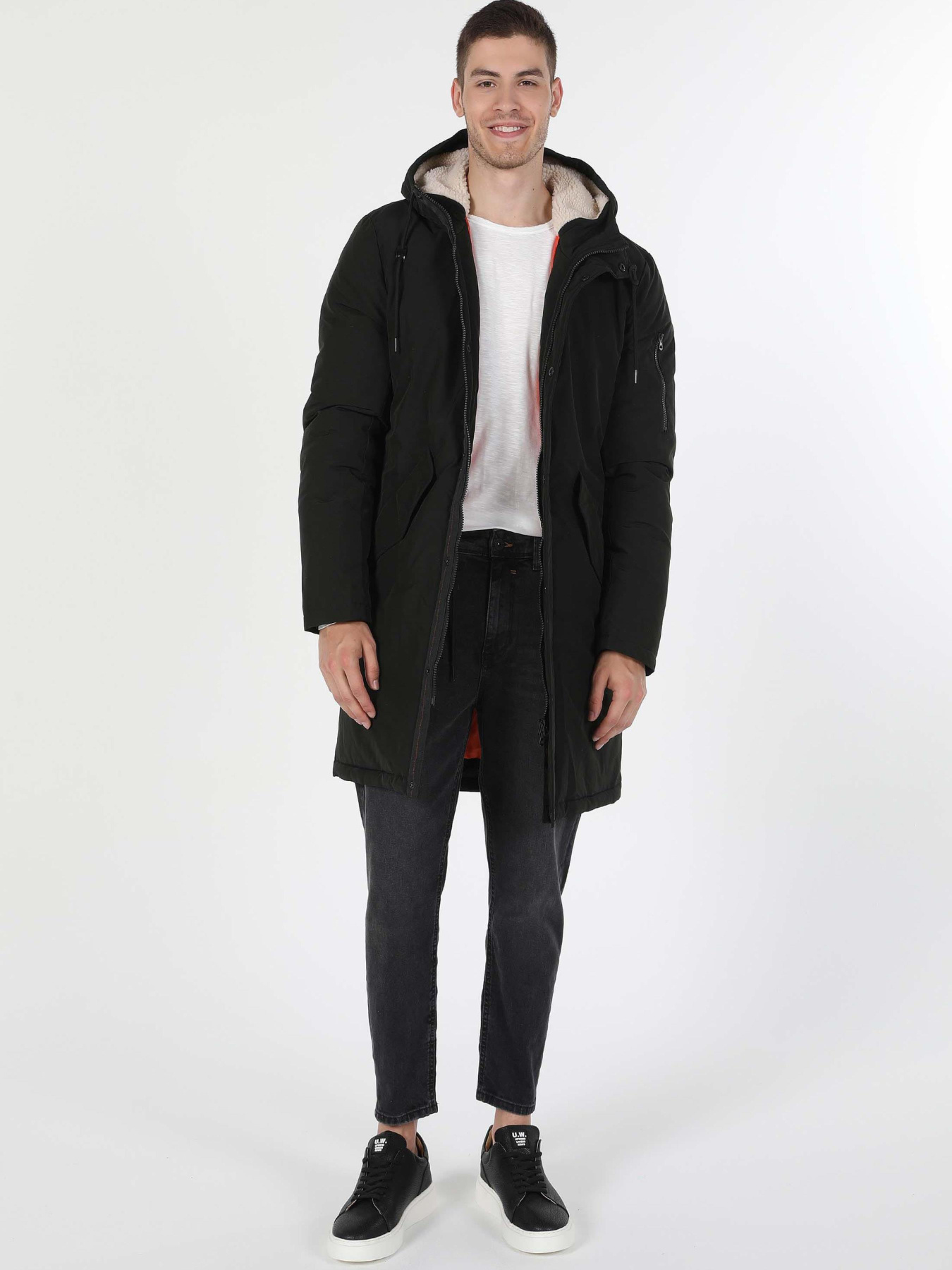 Куртки Colin’s модель CL1055715_Q1.V1_KHA Фото