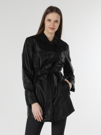 Куртки и дубленки Colin’s модель CL1055736_Q1.V1_BLK Куртки и дубленки Colin’s модель CL1055736_Q1.V1_BLK Фото