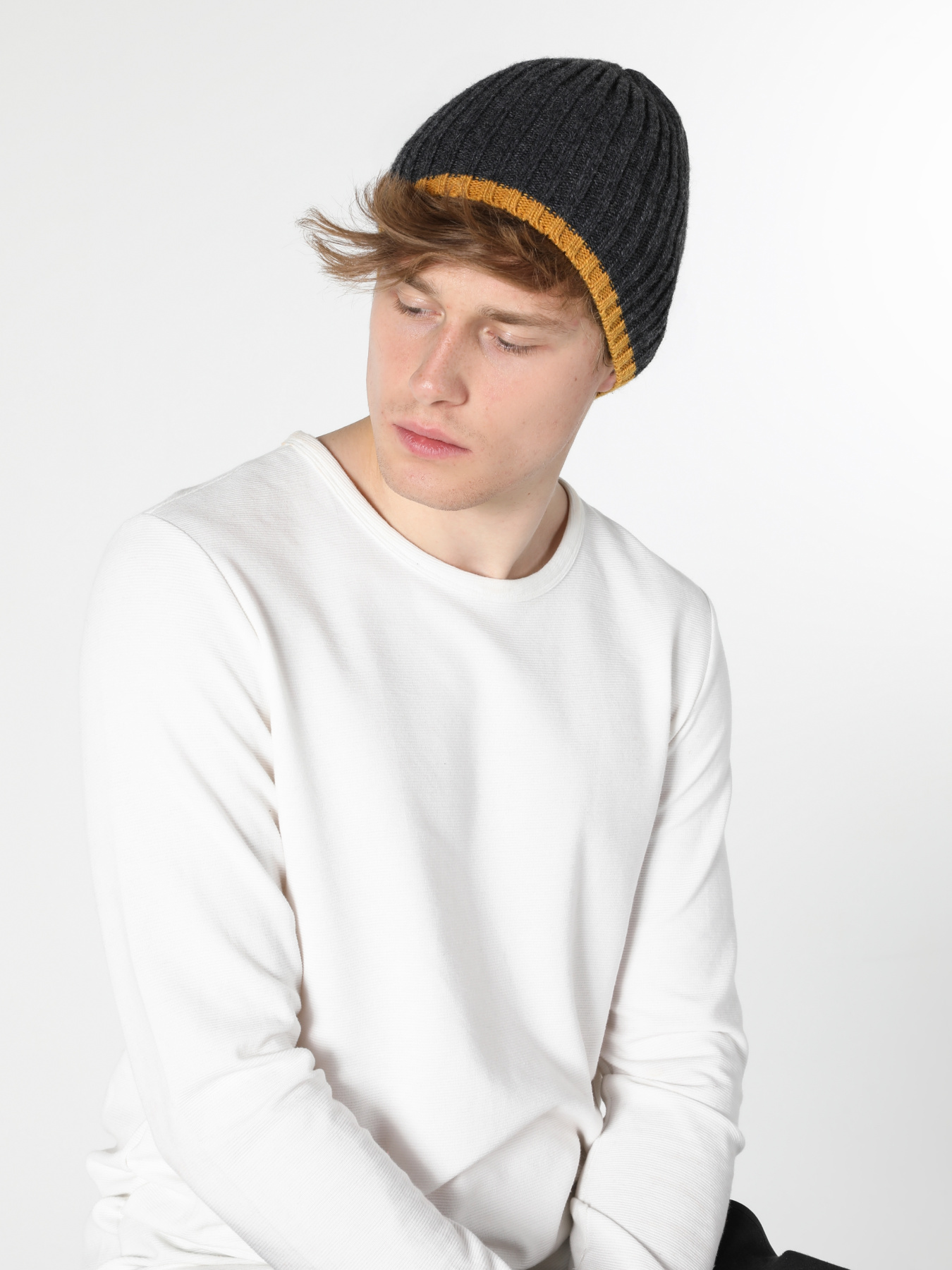 Шапки и кепки Colin’s модель CL1056358_Q1.V1_ANM Фото