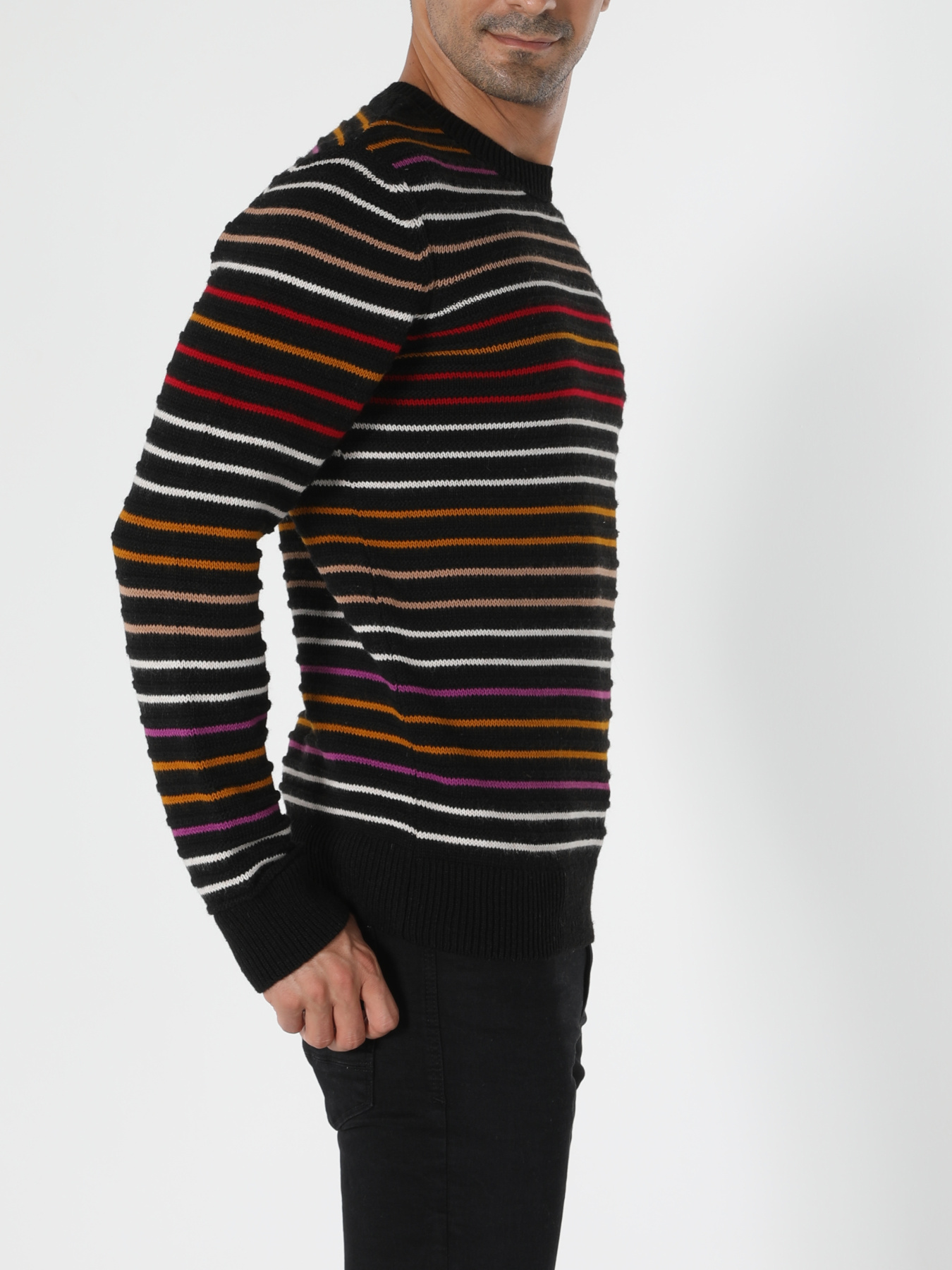 Худи и свитшоты Colin’s модель CL1056046_Q1.V1_BLK Фото