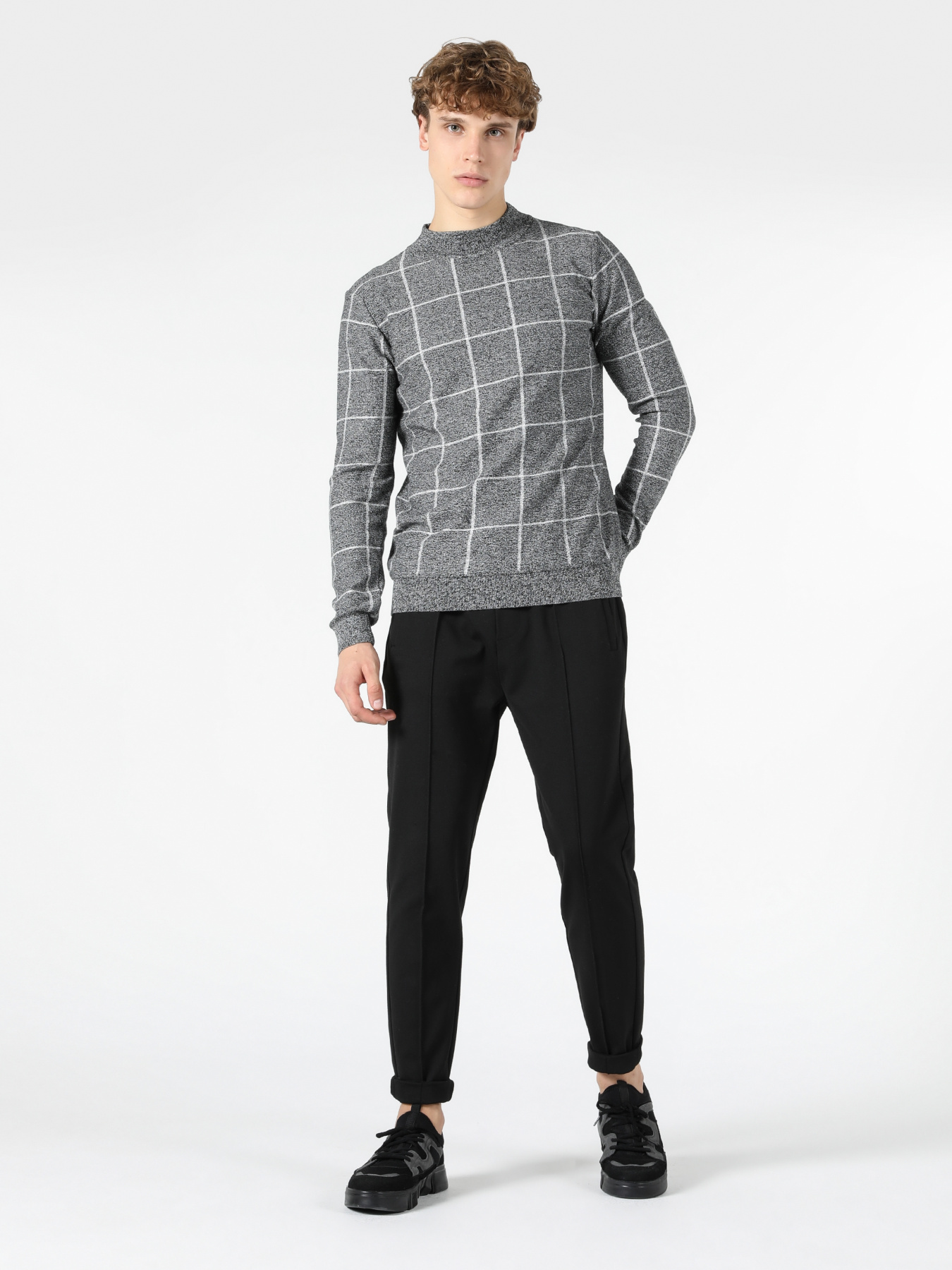 Худи и свитшоты Colin’s модель CL1056007_Q1.V1_ANM Фото