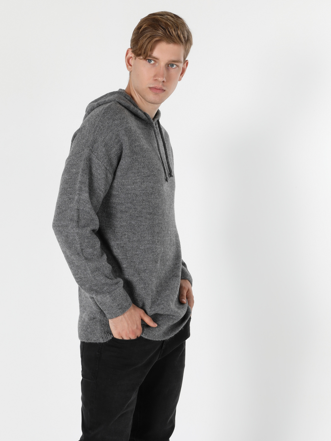 Кофты и свитера Colin’s модель CL1056004_Q1.V1_MGA Фото