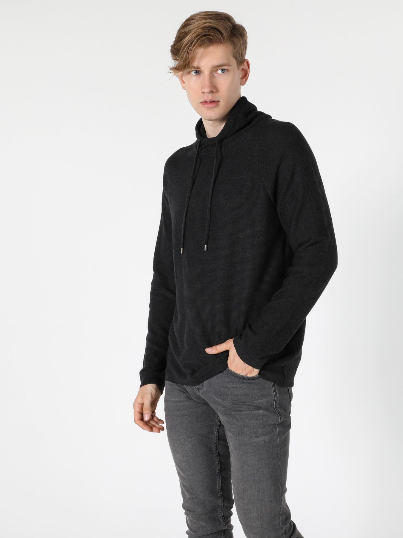 Кофты и свитера Colin’s модель CL1056008_Q1.V1_ANM Фото