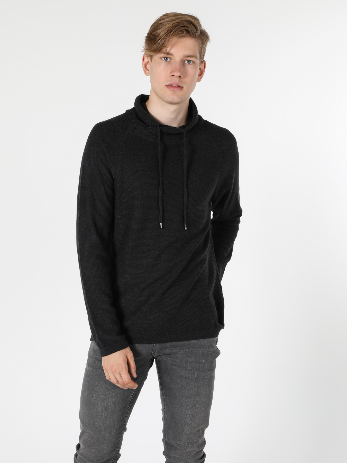 Худі та світшоти Colin’s модель CL1056008_Q1.V1_ANM Фото