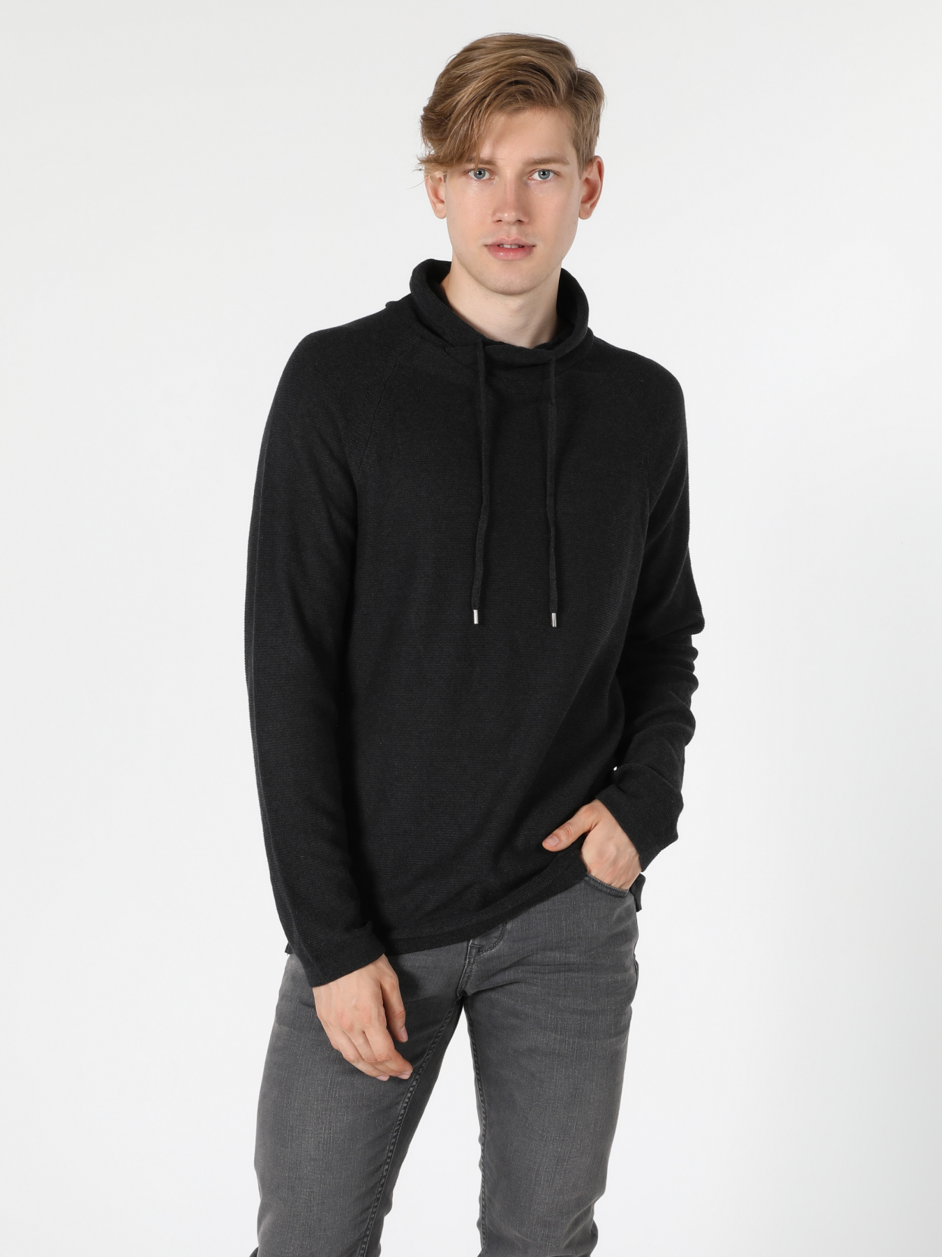 Худі та світшоти Colin’s модель CL1056008_Q1.V1_ANM Фото