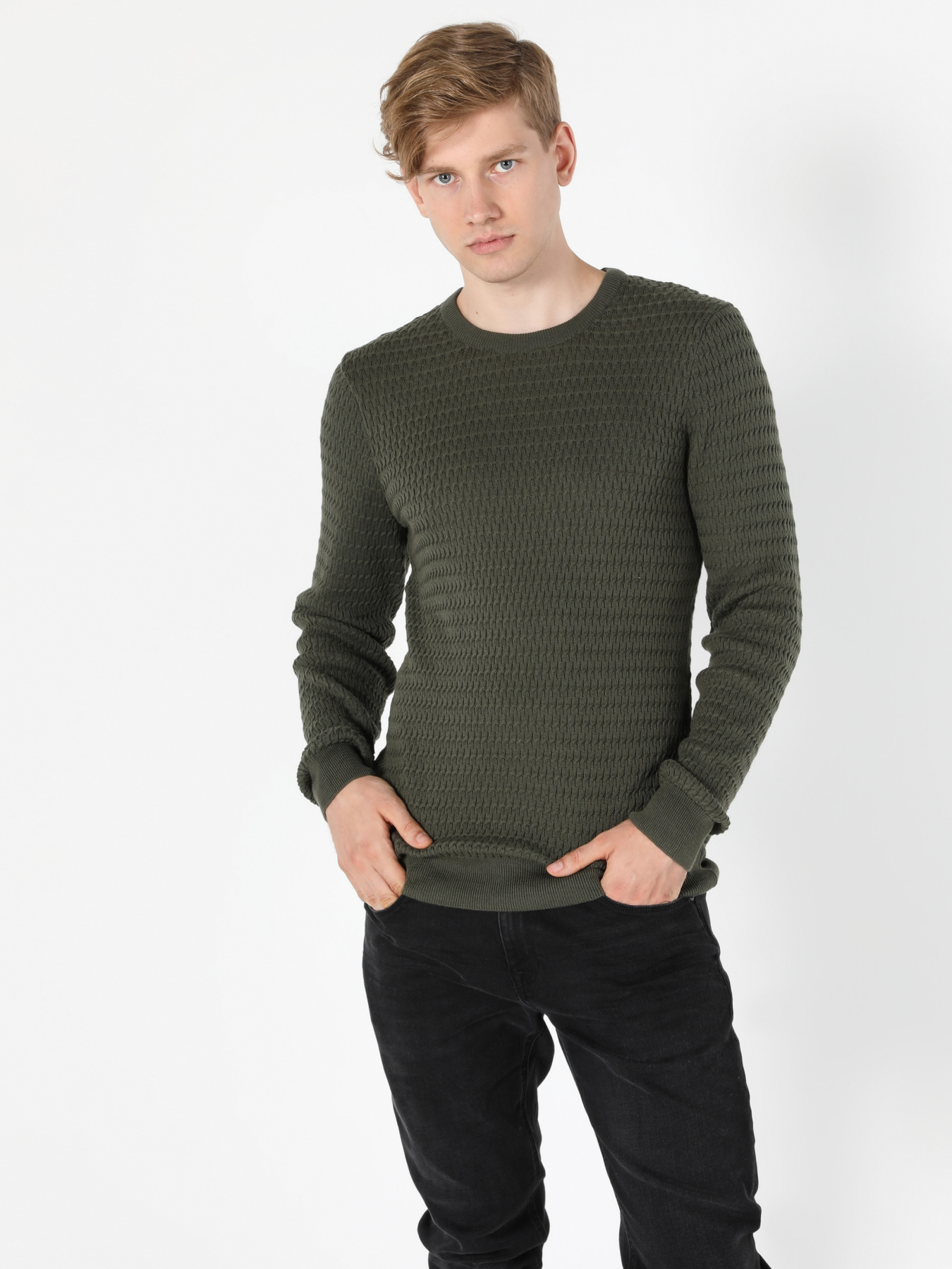 Худи и свитшоты Colin’s модель CL1056031_Q1.V1_KHA Фото