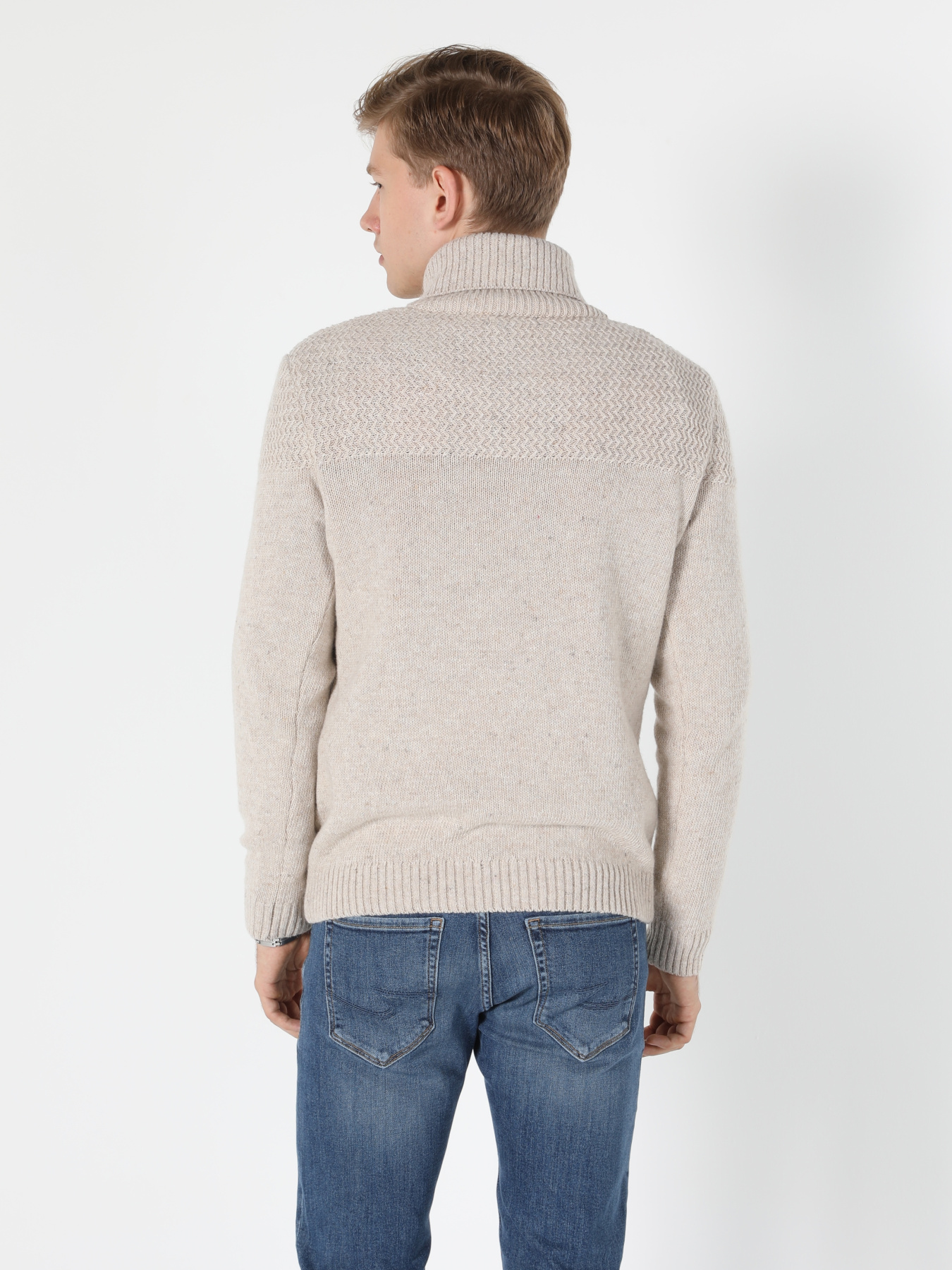 Кофты и свитера Colin’s модель CL1056011_Q1.V1_OFW Фото