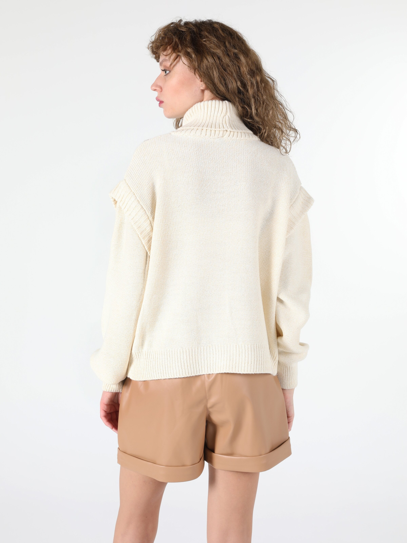 Худи и свитшоты Colin’s модель CL1055888_Q1.V1_ECR Фото