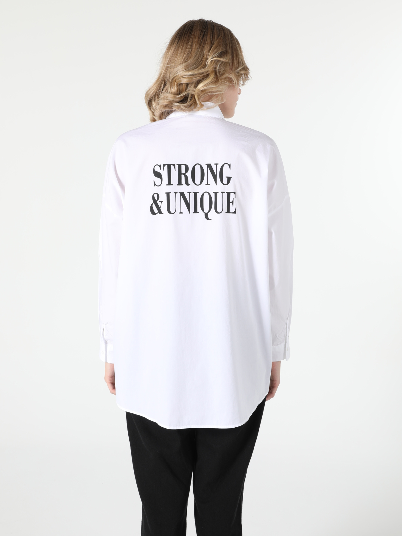 Сорочки Colin’s модель CL1055830_Q1.V1_WHT Фото