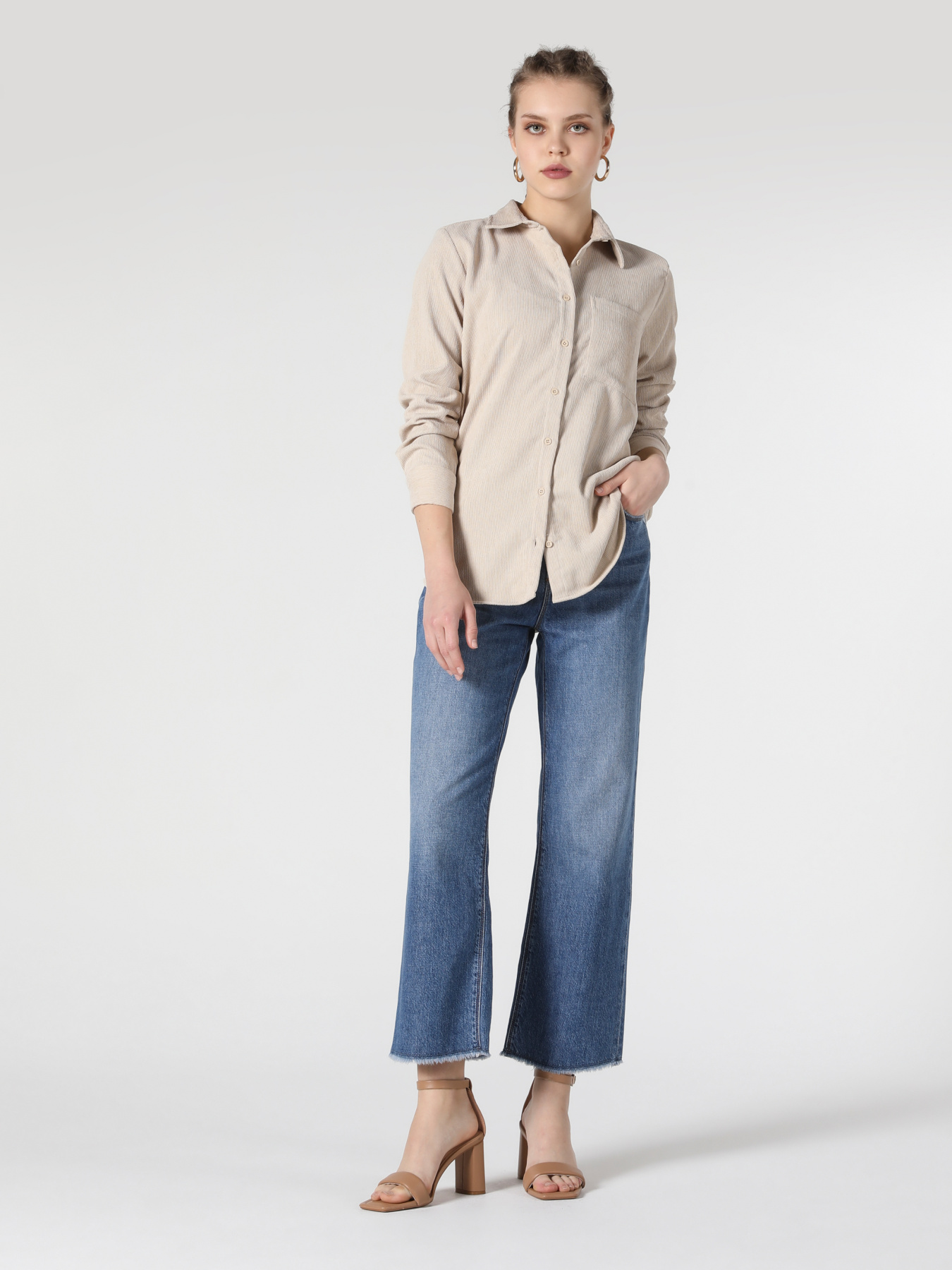 Сорочки Colin’s модель CL1056289_Q1.V1_ECR Фото