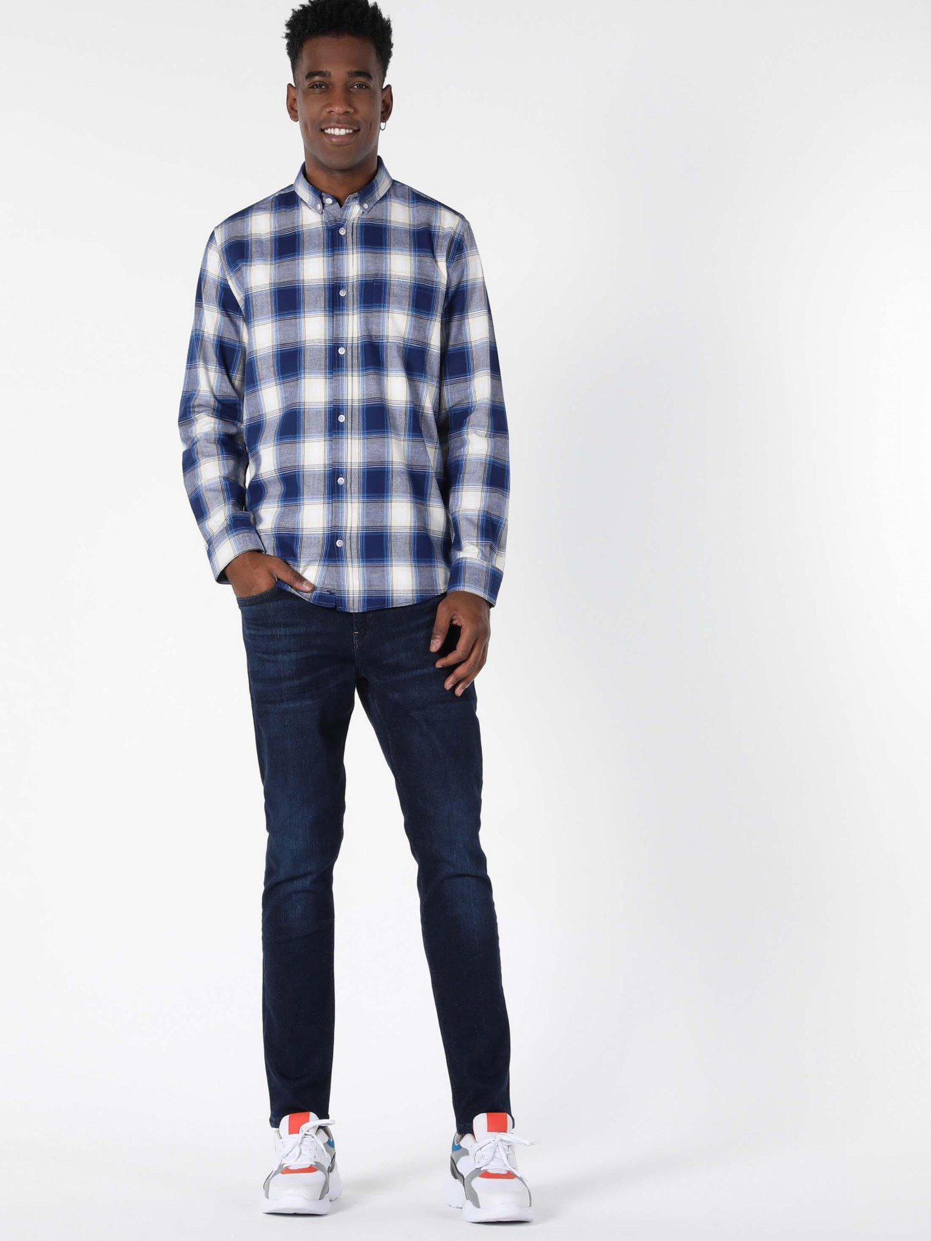 Рубашки Colin’s модель CL1056845_Q1.V1_NAV Рубашки Colin’s модель CL1056845_Q1.V1_NAV Фото