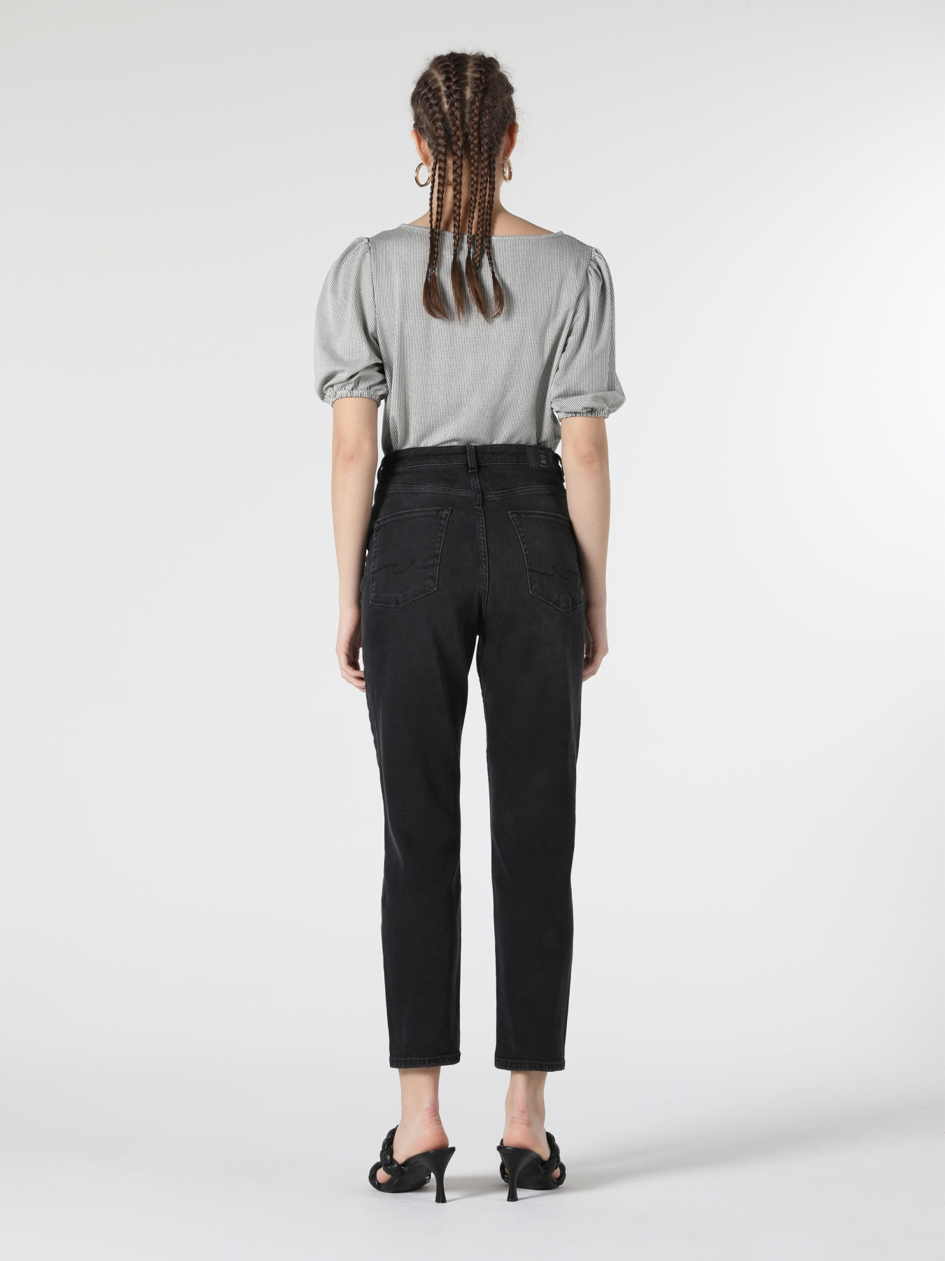 Джинсы мом Colin’s модель CL1056595_Q1.V1_DN40871 Фото