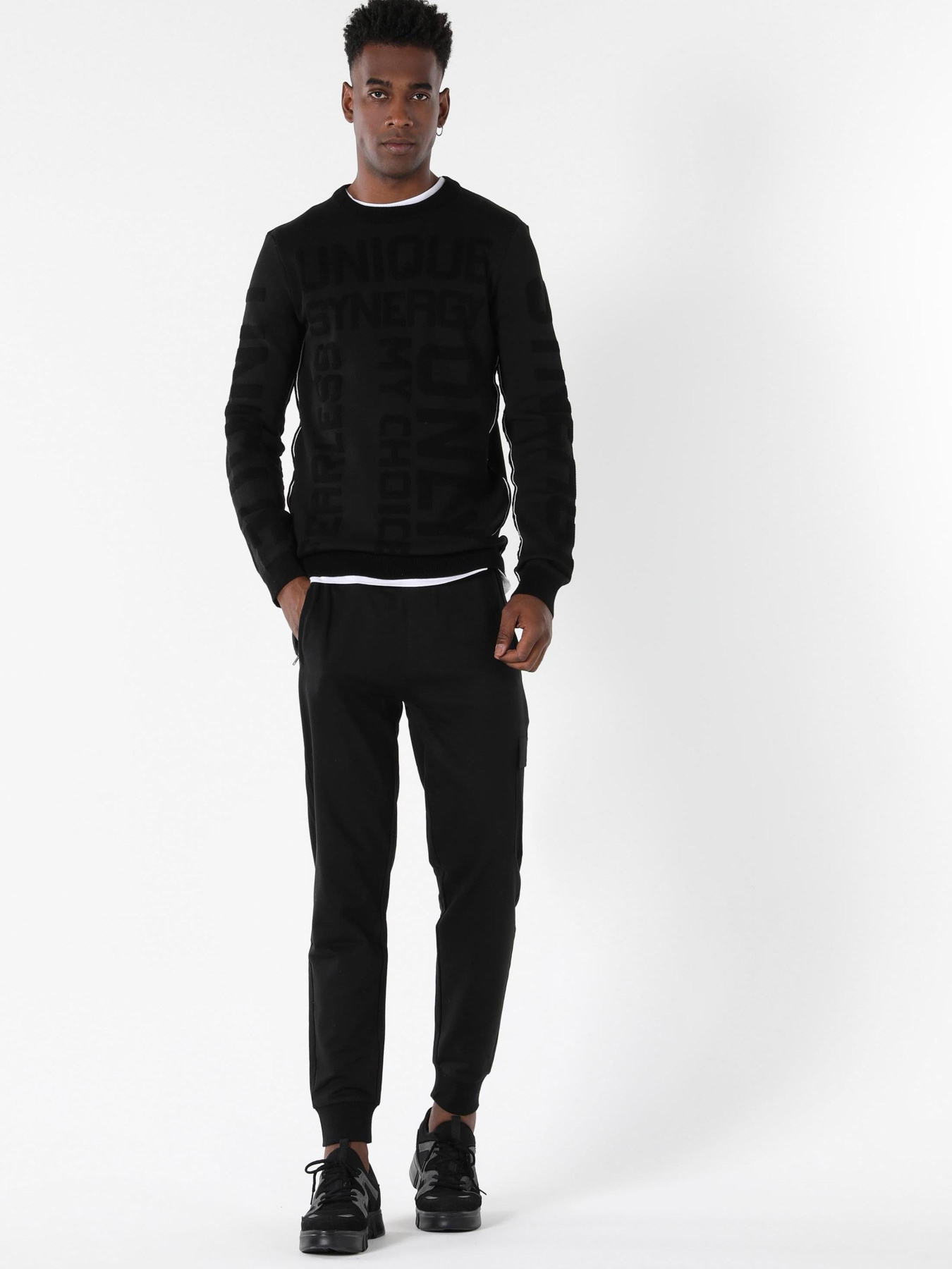 Кофты и свитера Colin’s модель CL1056649_Q1.V1_BLK Фото