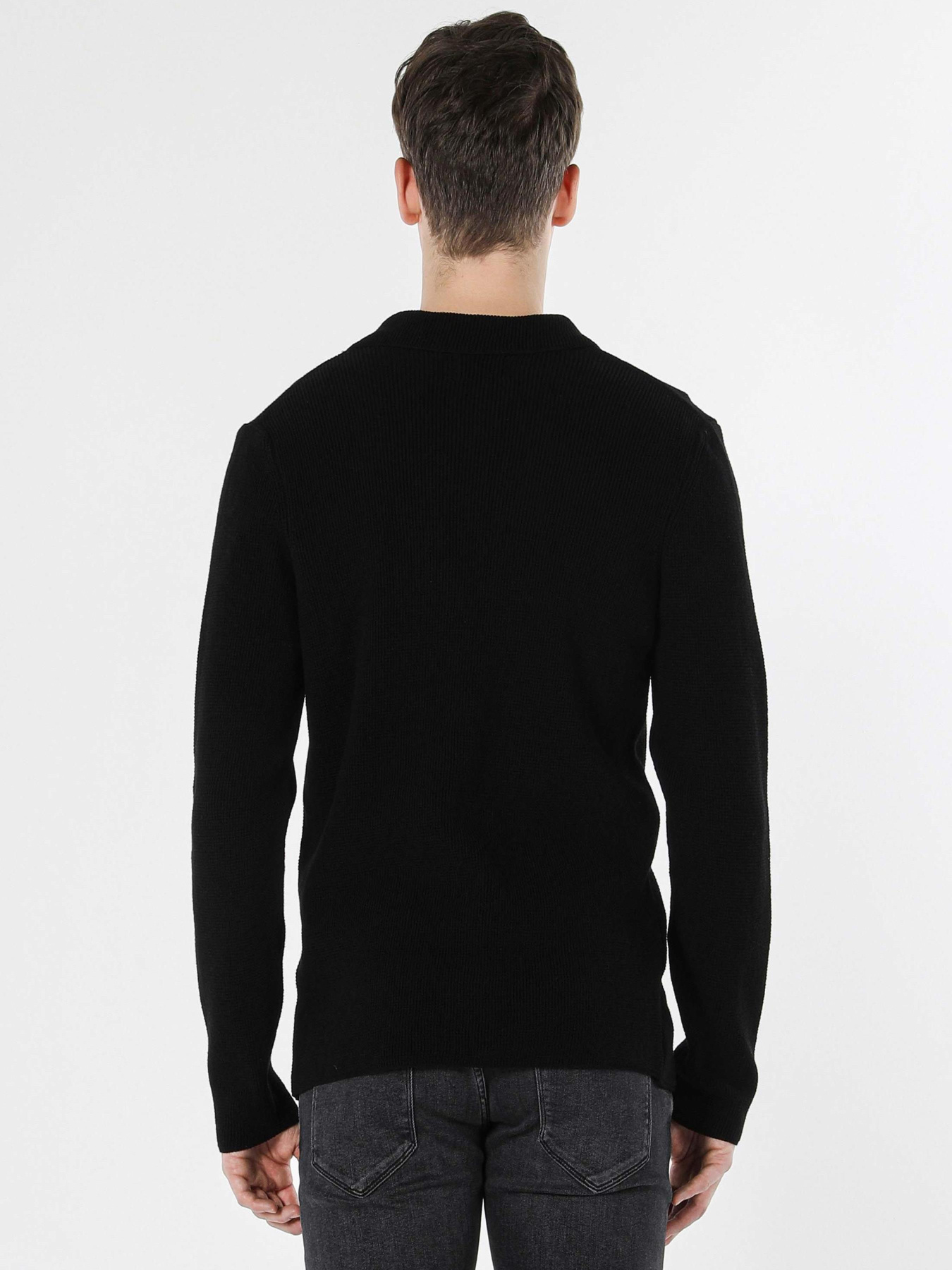 Кофты и свитера Colin’s модель CL1057167_Q1.V1_BLK Фото